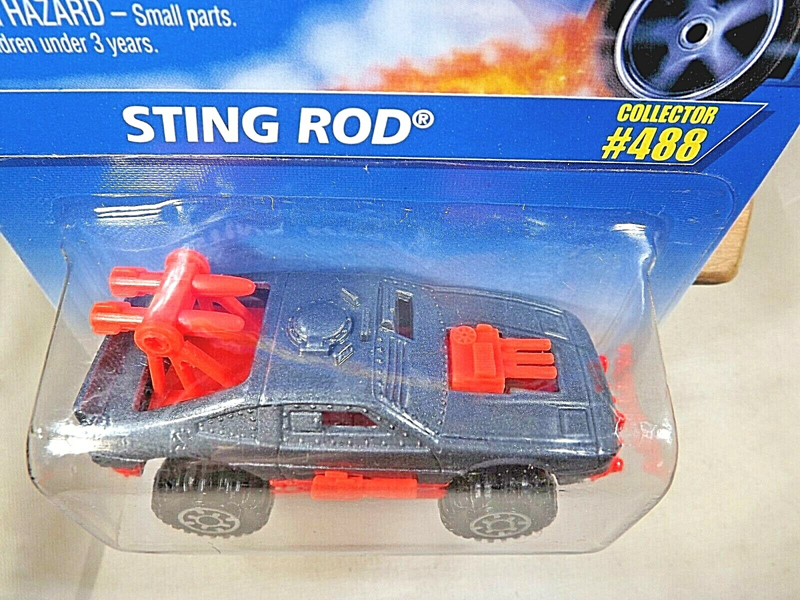 1995 Hot Wheels #488 Blue/White Card STING ROD Gray/Red w/Chrome Gear Sp Wheels