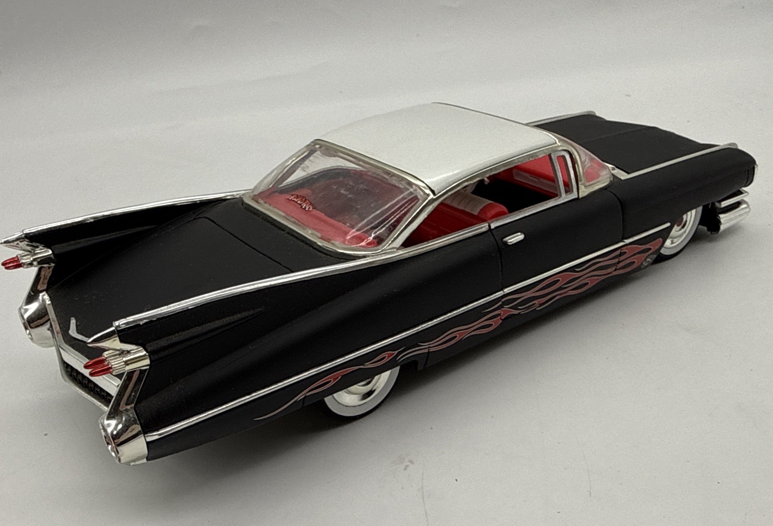 JADA – KUSTOMIZING – ROAD RATS – 1959 CADILLAC COUPE DEVILLE – 1/24th scale