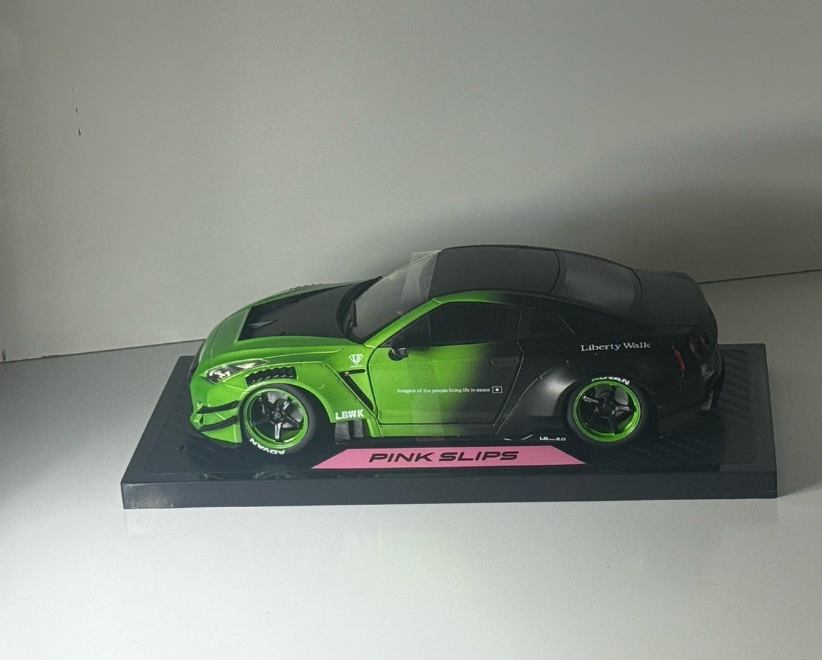 Jada Pink Slips Nissan GT-R (R35) with Liberty Walk Body Kit Green 1/18 Scale