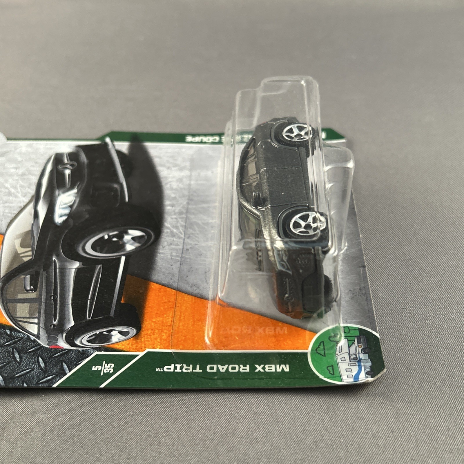 Matchbox 2018 Mercedes-Benz GLE Coupe Gray Mbx Road Trip 5/35