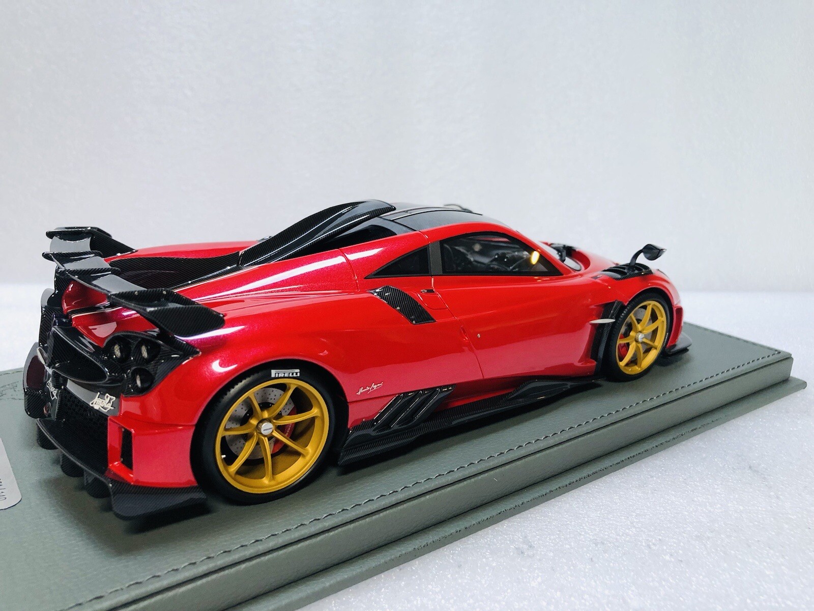 1/18 BBR Pagani Imola Azalea Red Metallic Limited 140 pcs with display case