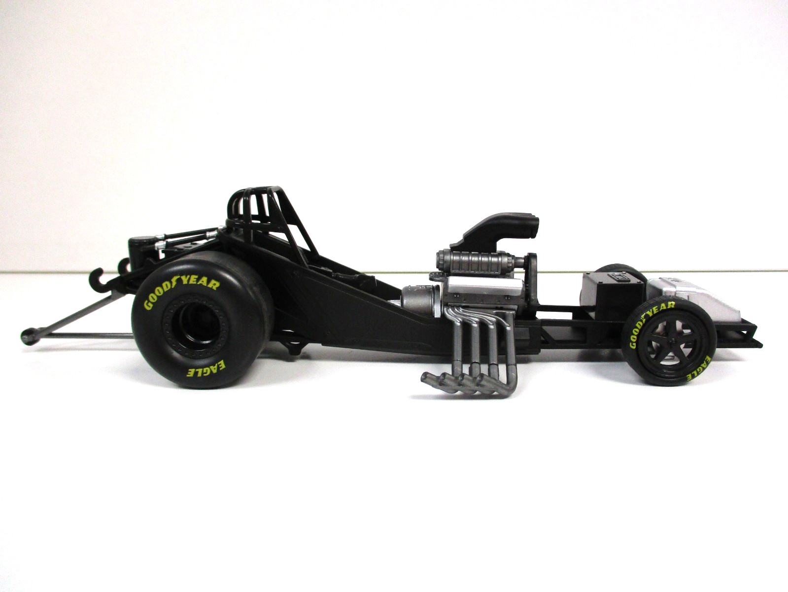 RC2 AUTO WORLD – CORNWELL AUSTIN PROCK 2024 CHEVROLET CAMARO FUNNY CAR – 1/24