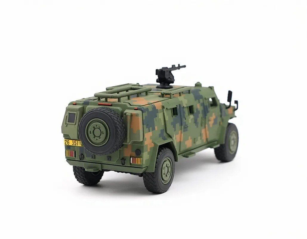 XCARTOYS 1:64 Military Warriors Army CSK181 Armored Model Diecast Metal Car