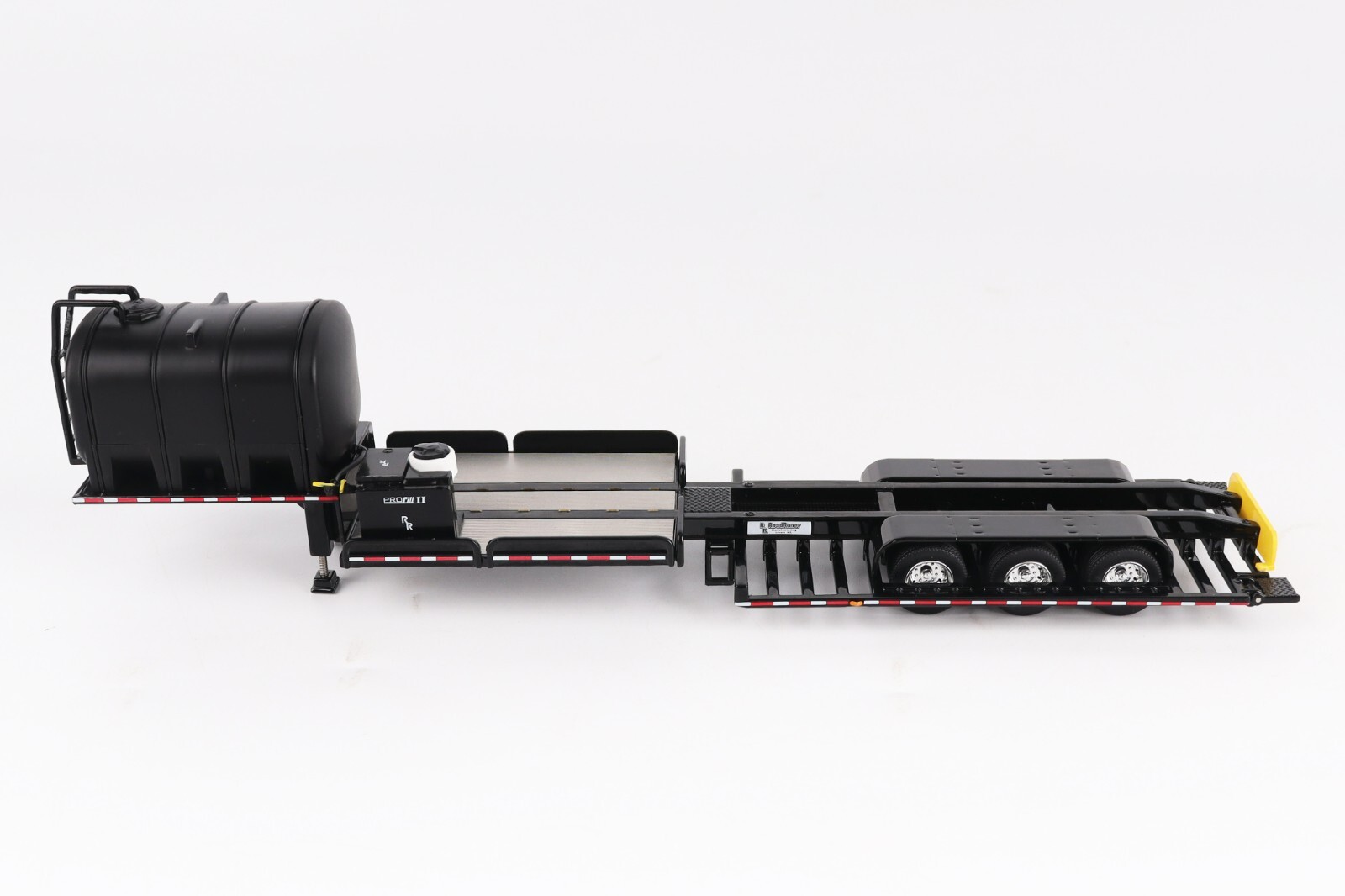 NEW Diecast Masters 1:64 *ROADRUNNER* Model 4000 Sprayer Transport Trailer NIB!