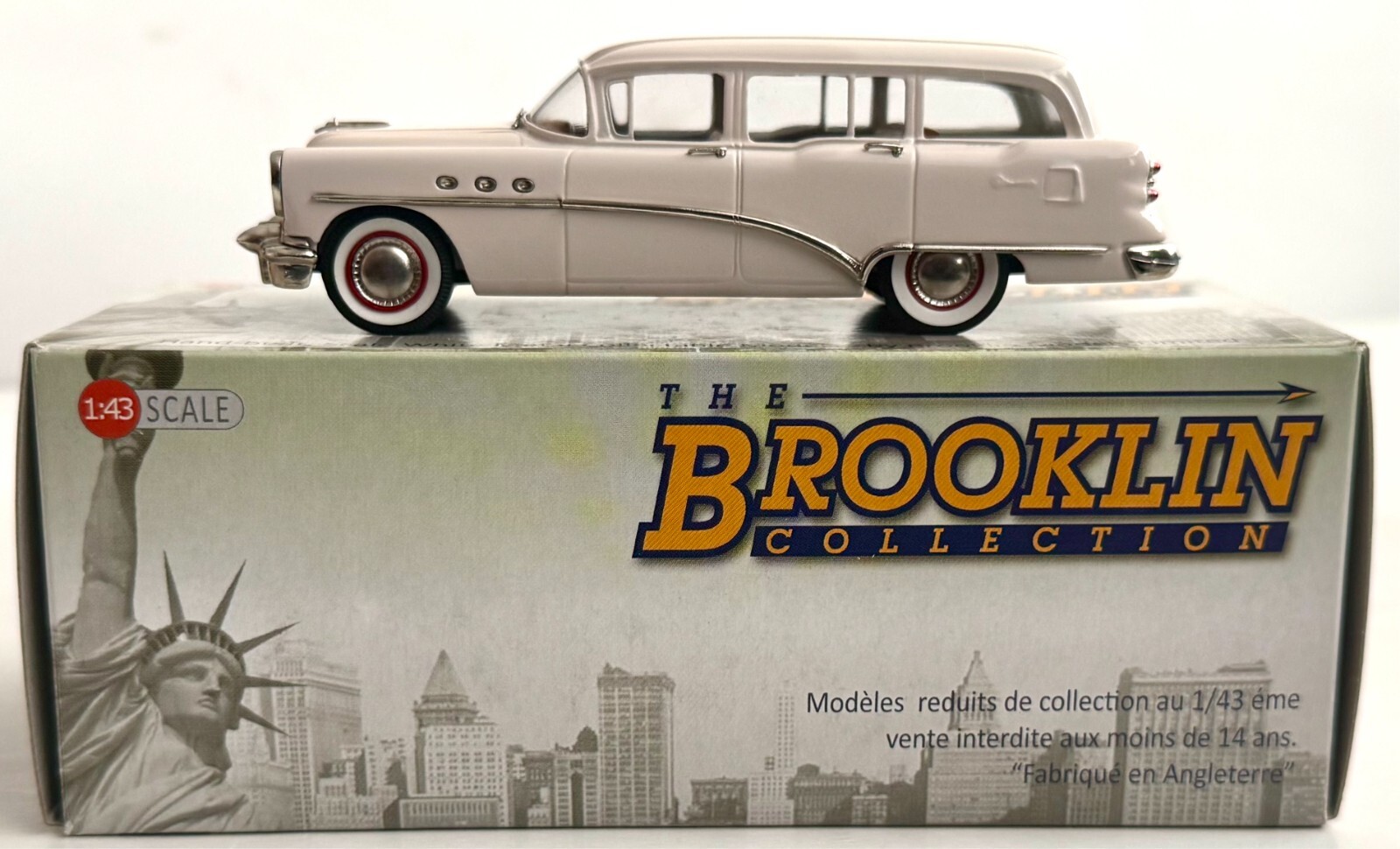 Brooklin BRK.186 – 1954 Buick Special Four-Door Station Wagon – Casino Beige