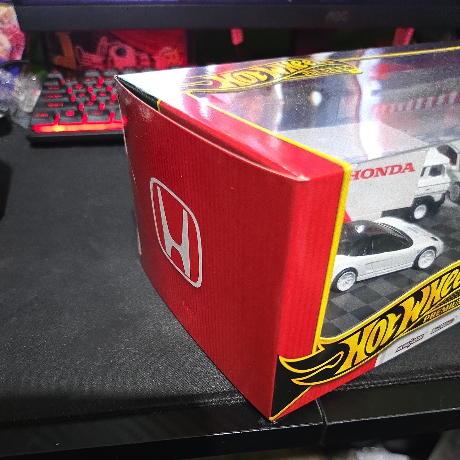 Hot Wheels 2025~ Premium Collector Diorama~ Honda Set Civic Type-R, NSX-R, S2000