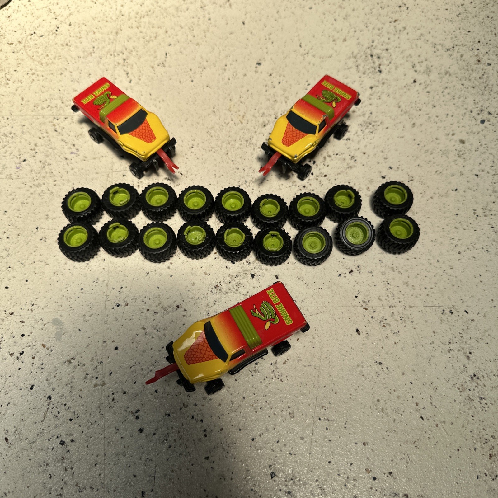 VTG 90s Hot Wheels SNAKE BITE Truck Lot 1990s Toys