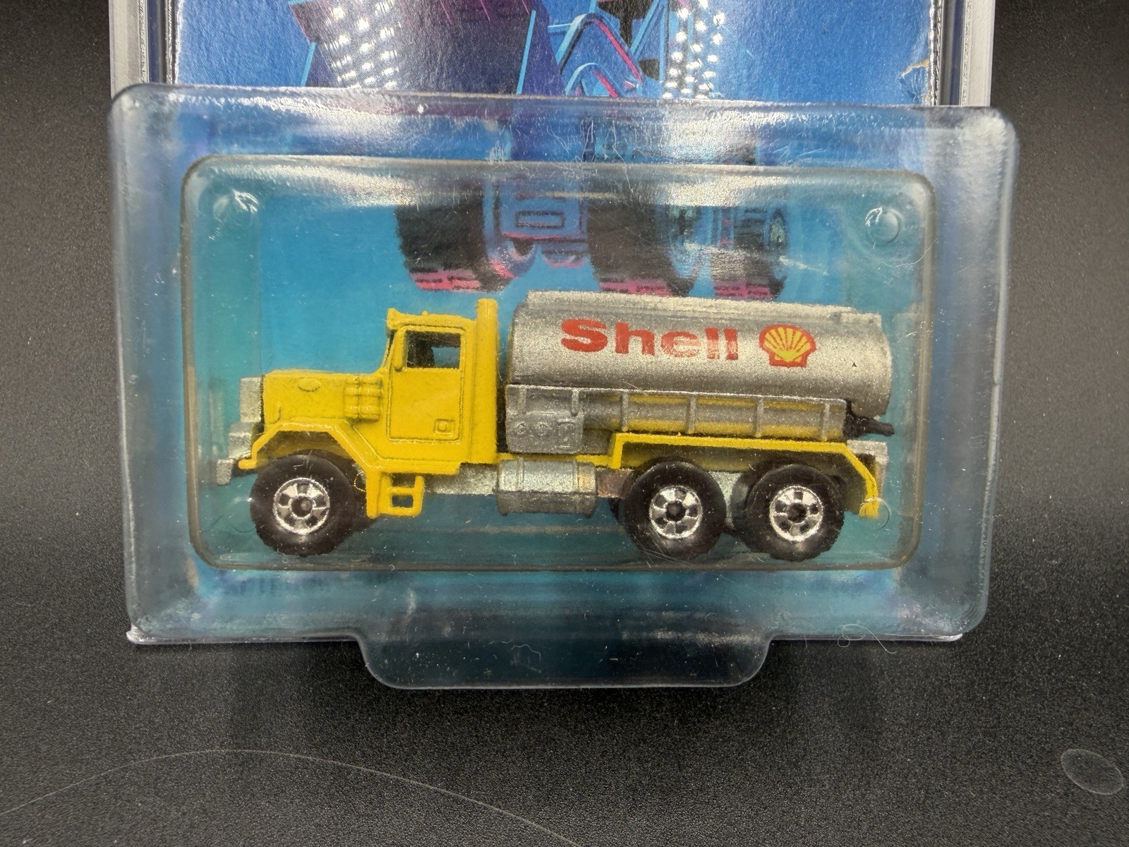 Hot Wheels Peterbilt Tank Truck Yellow Blackwalls Bw Workhorses Creased Card