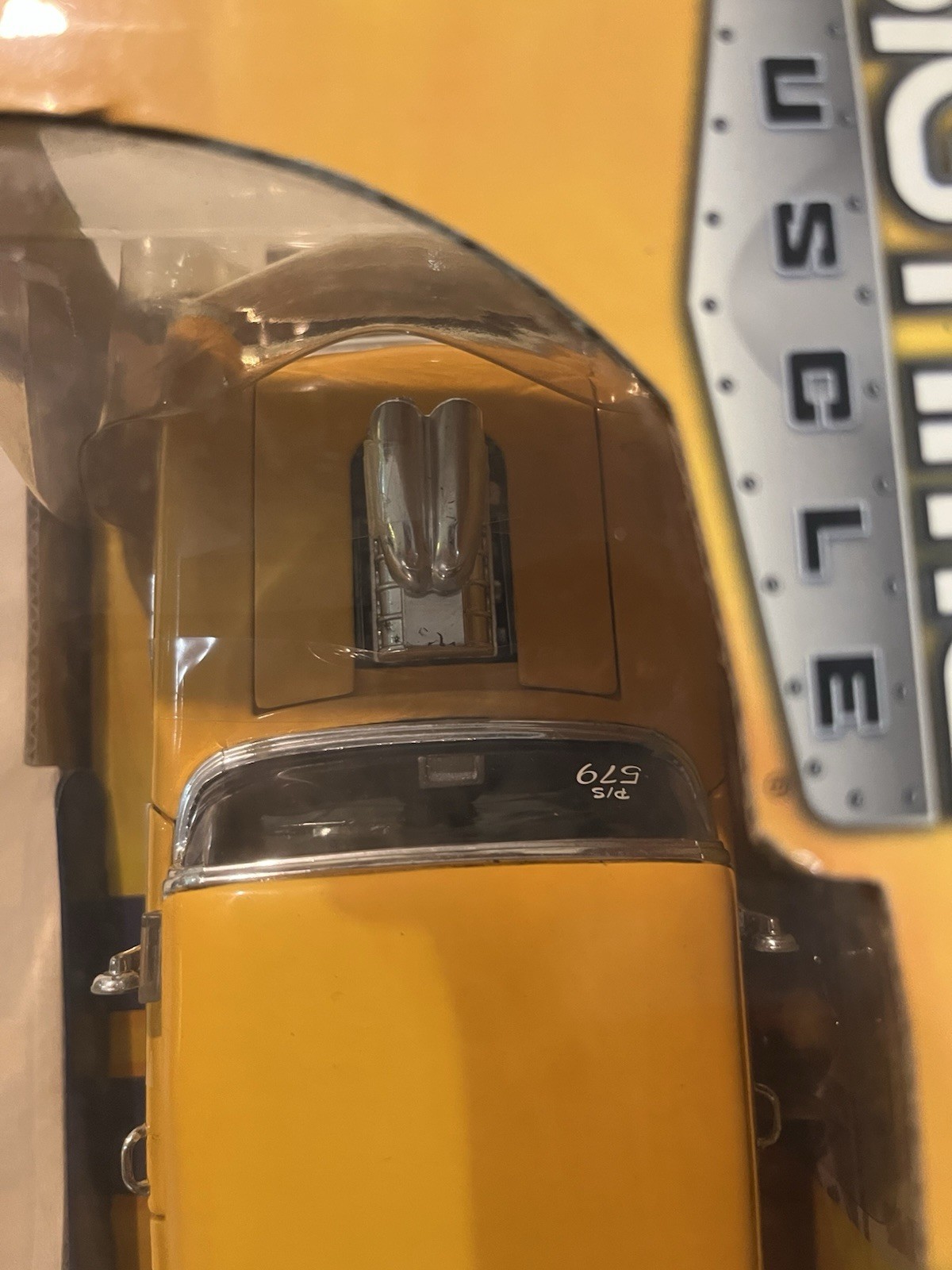 1:24 Jada 1957 Chevy Belair Yellow With Blower New In Box