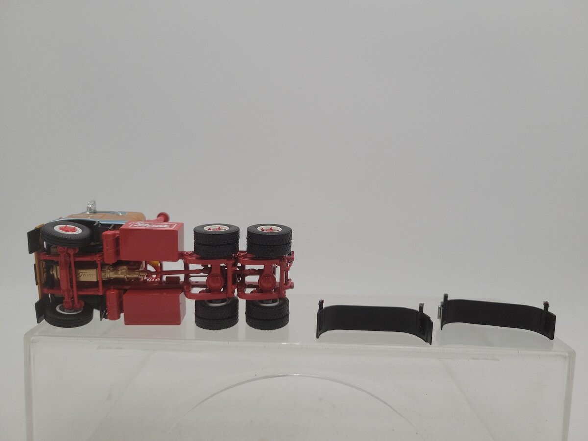 Tekno 71566 1:50 Diecast Mack F700 (6 x 4) Tractor Unit “Dan-Orient Express” EX