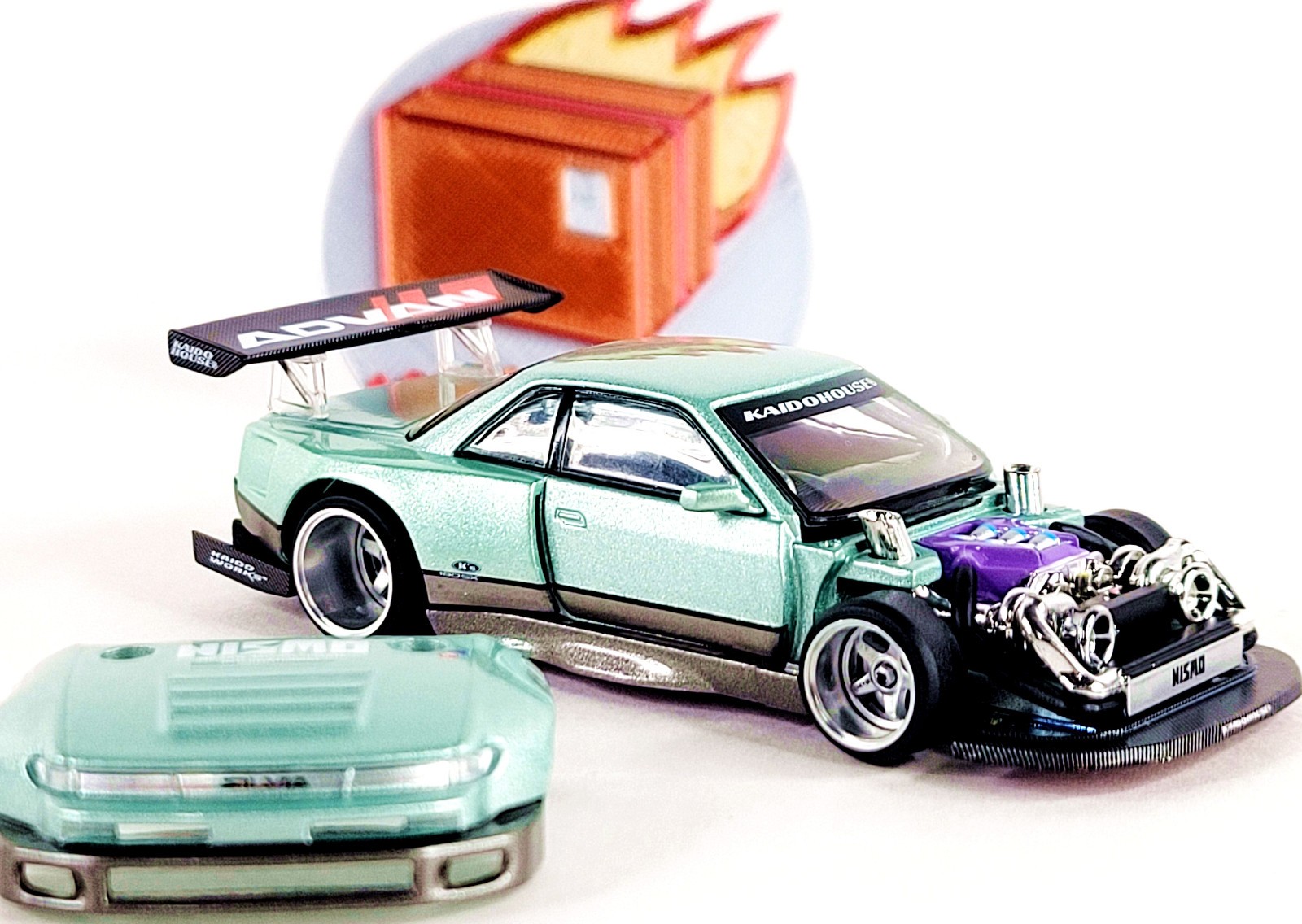 Kaido House x Mini GT Nissan Silvia S13-R Kaido Works V1 KHMG232 🟩 1/64