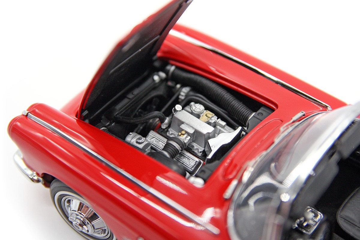 1962 Chevrolet Corvette (1:24) Roman Red Convertible Diecast (LOOSE), by DM