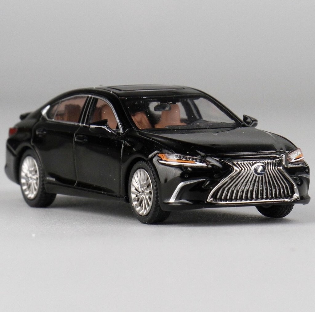 JKM 1:64 Black ES300h Luxury Sedan Sports Model Diecast Display Car