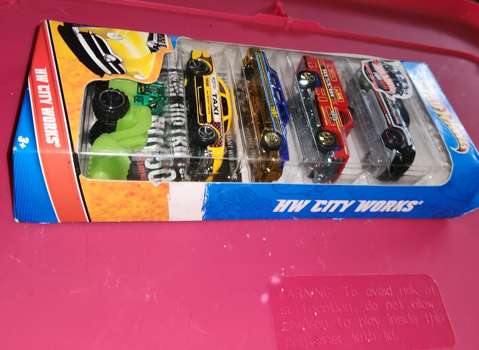 Hot Wheels HW City Works Cars Police Fire Rescue Taxi 5 Cars