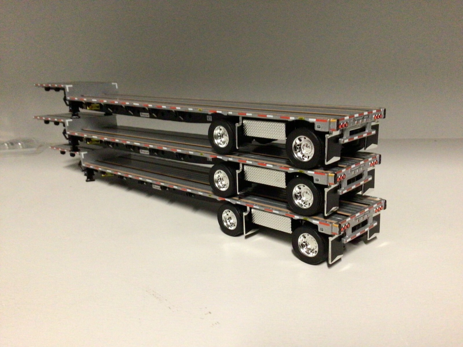3-DCP 1/64 SILVER W/ BLACK FRAME TRANSCRAFT STEPDECKS W/ BOXES NIB