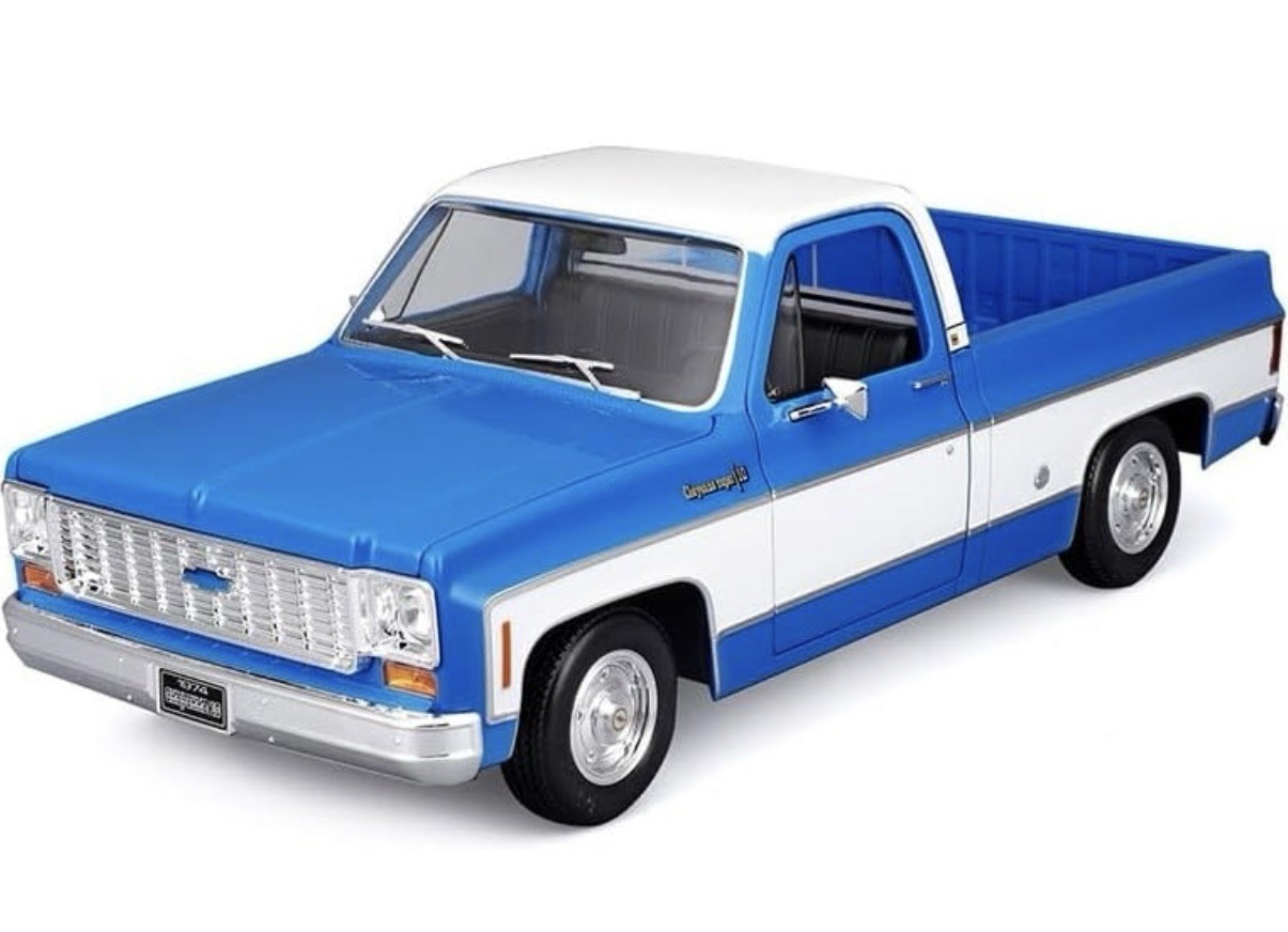 Maisto 1:18 Chevrolet C10 Cheyenne Super Blue/White Diecast Pickup Truck New NIB