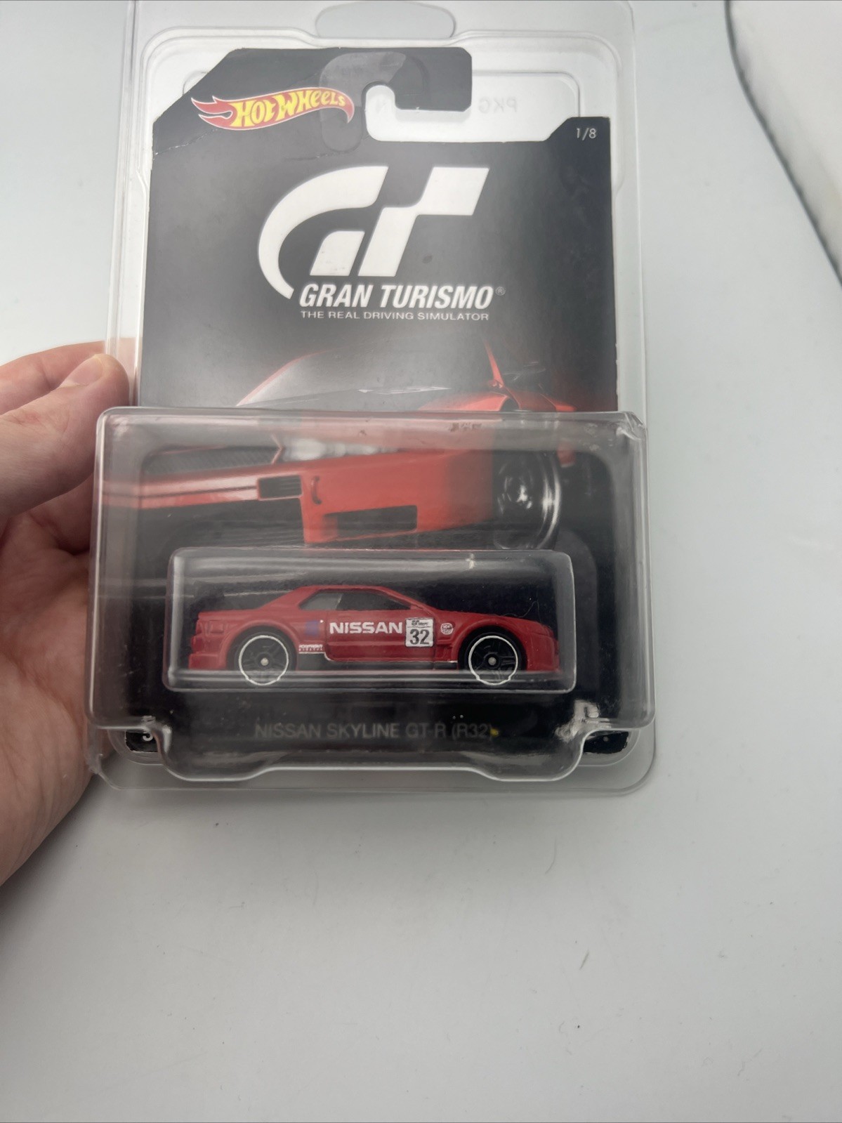 2016 HOT WHEELS GRAN TURISMO NISSAN SKYLINE GT-R (R32) RED Damage Protector