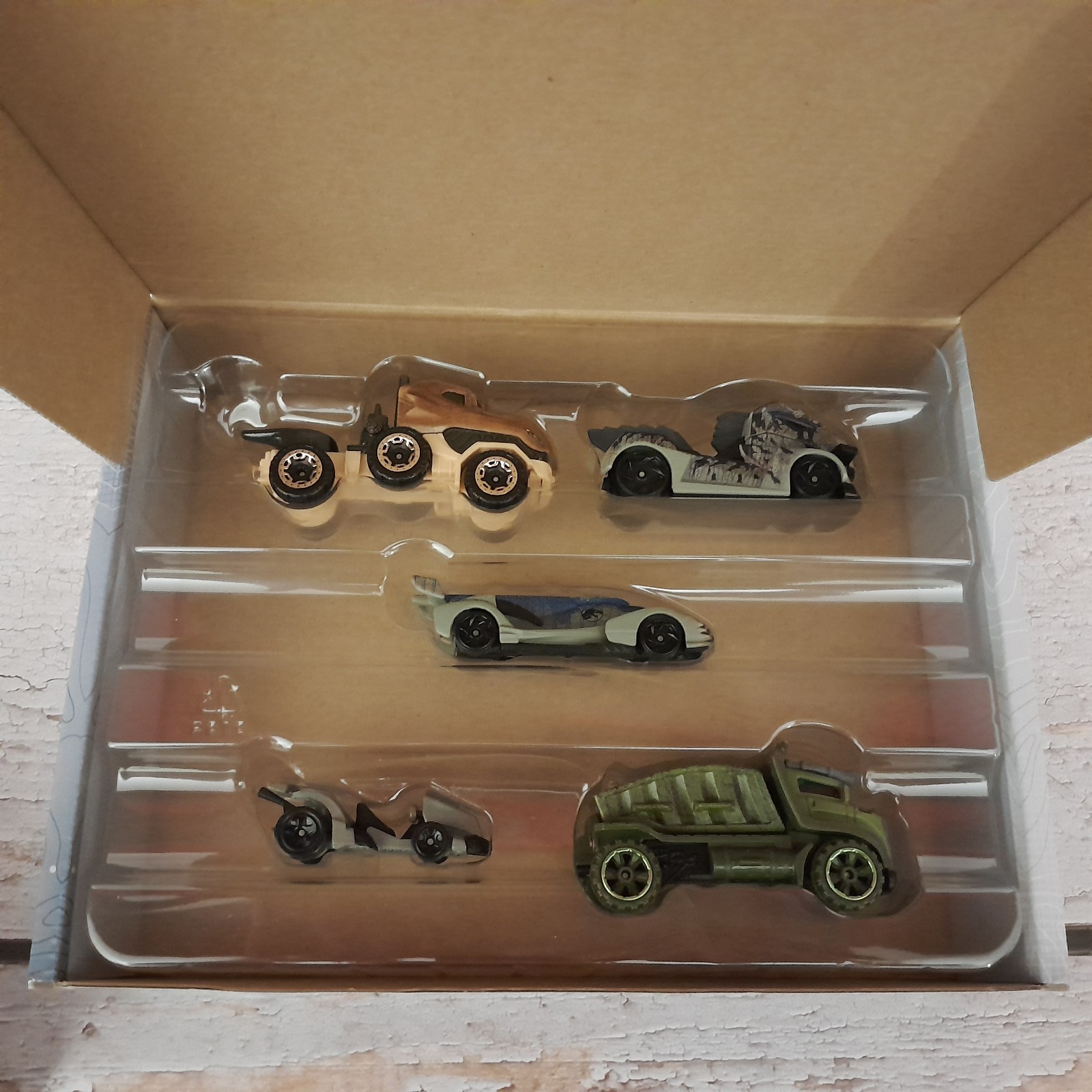 Hot Wheels Jurassic World Dominion 1:64 Diecast Character Car Set 2022