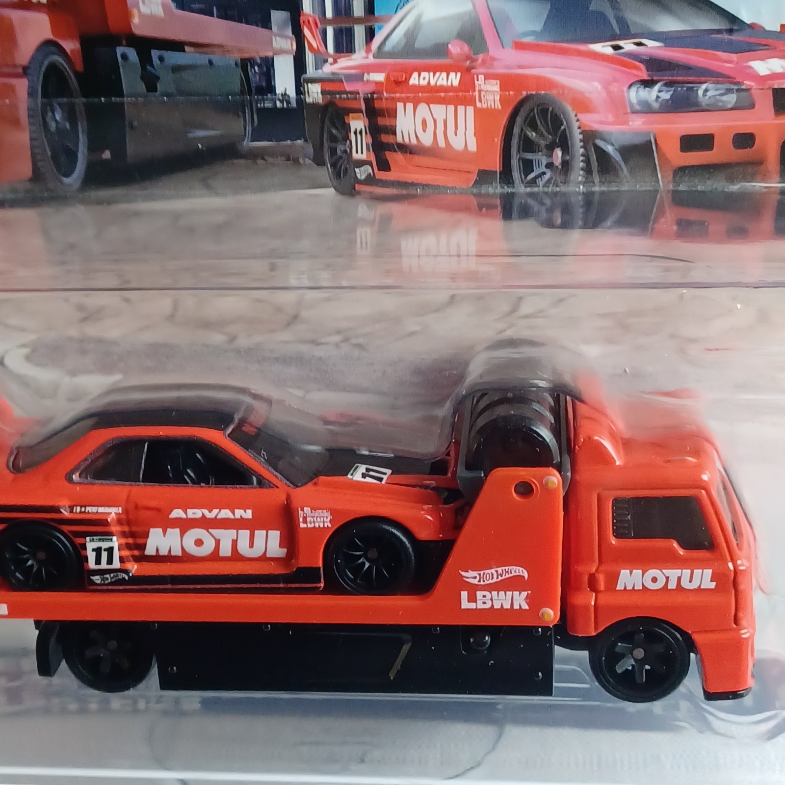 2024 HOT WHEELS *PREMIUM TEAM TRANSPORT* *NISSAN SKYLINE LIBERTY WALK* VERY RARE