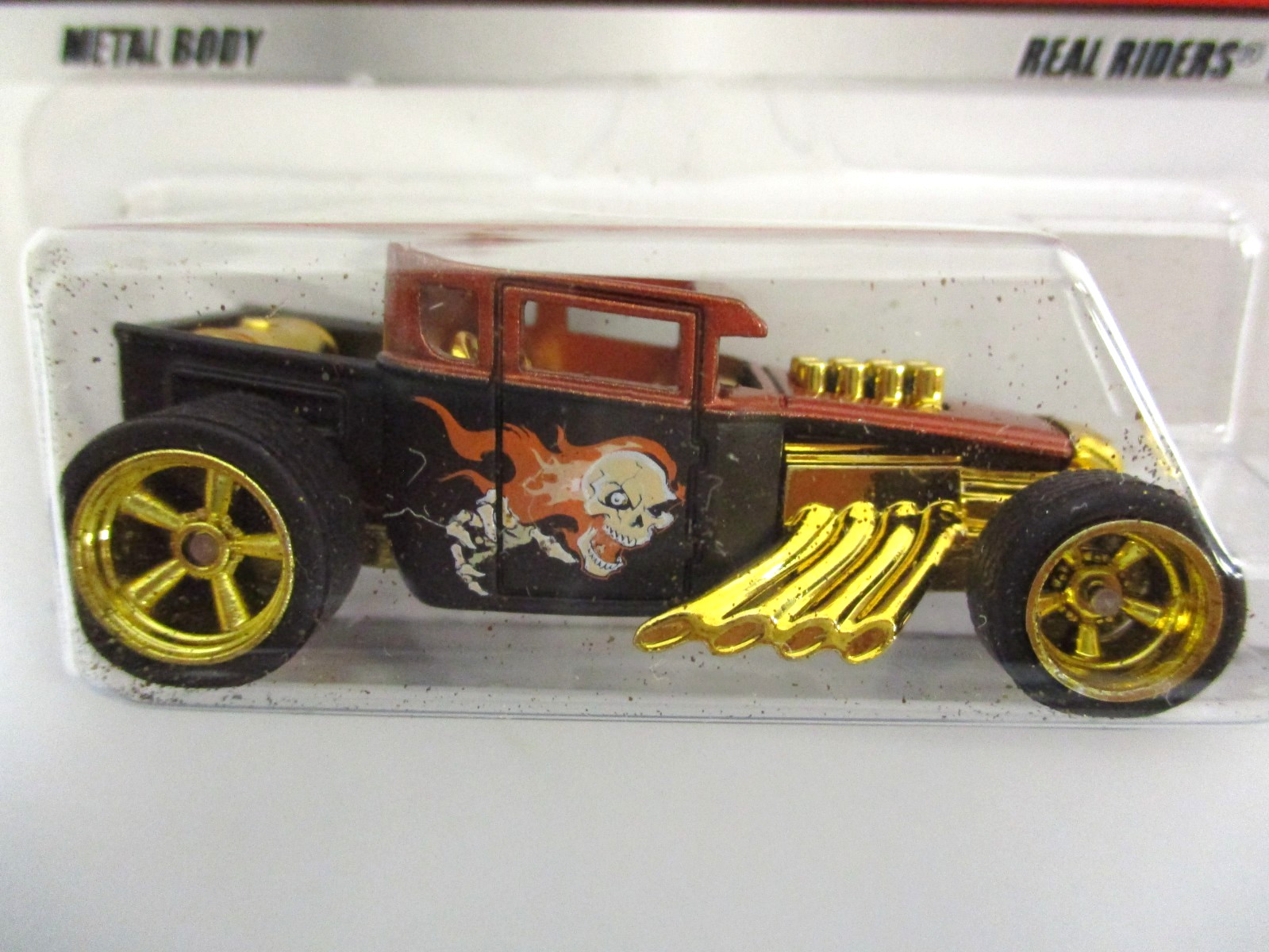 HOT WHEELS – LARRY’S GARAGE – BONE SHAKER CUSTOM RAT ROD PICKUP – REAL RIDERS