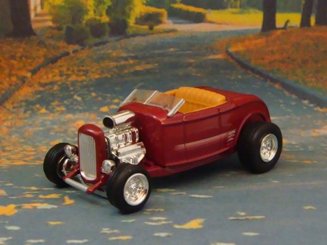 1932 Ford Hi-Boy w/Supercharged Flathead V8 Roadster Street Rod 1/64 Scale LE J