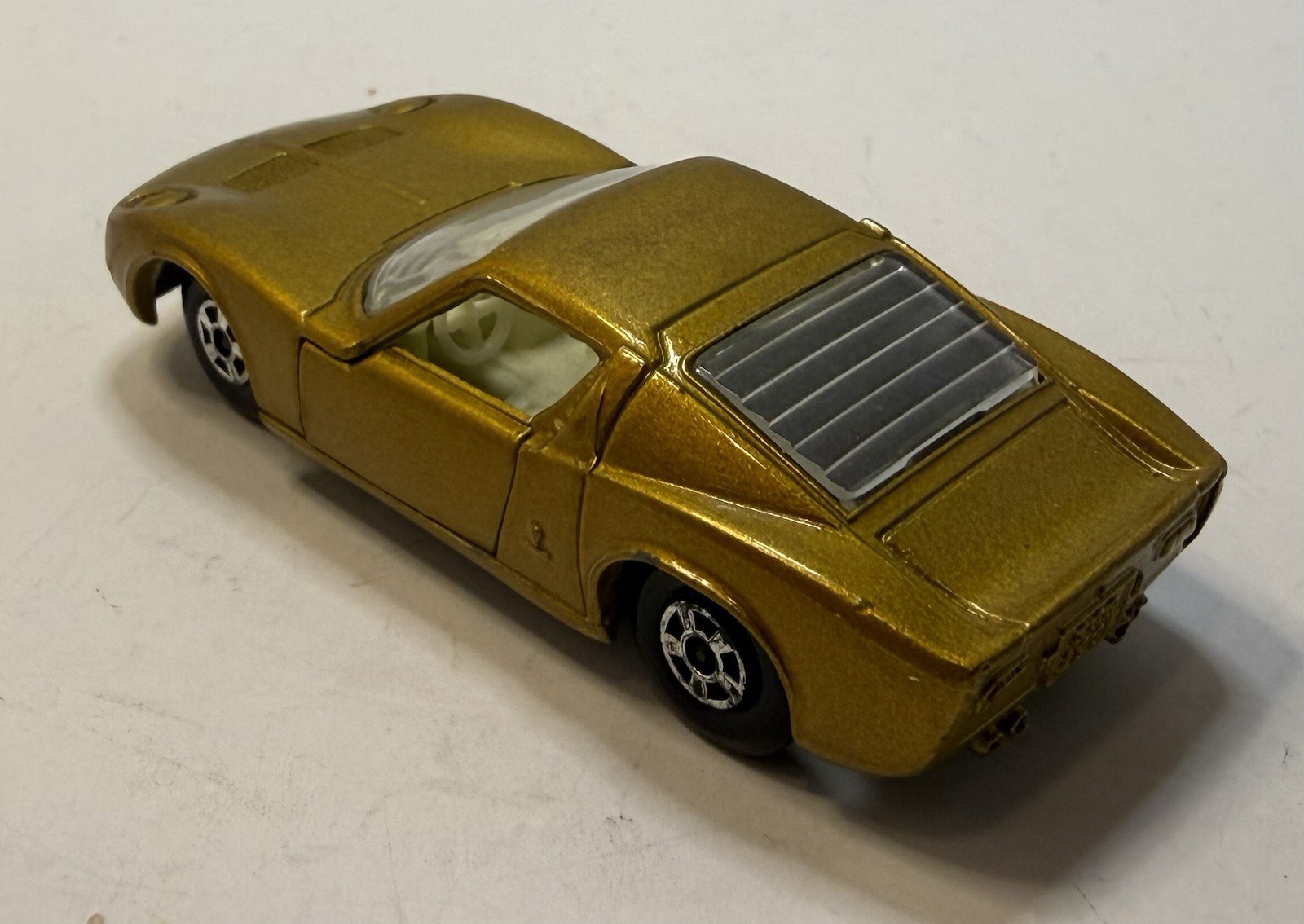Lesney Matchbox 1970 Superfast No. 33 Lamborghini Miura Diecast Car 1:64 Gold