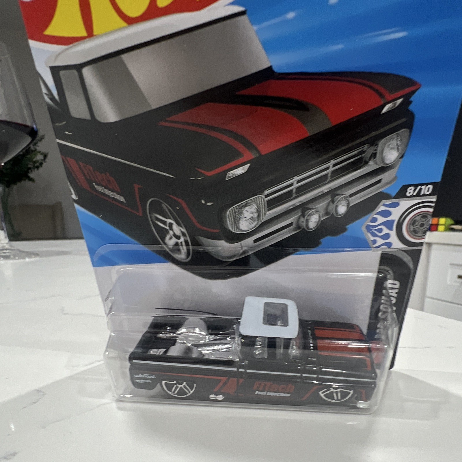 Hot Wheels Rod Squad Custom ’62 Chevy Pickup 1:64 Diecast Black/Red Unopened