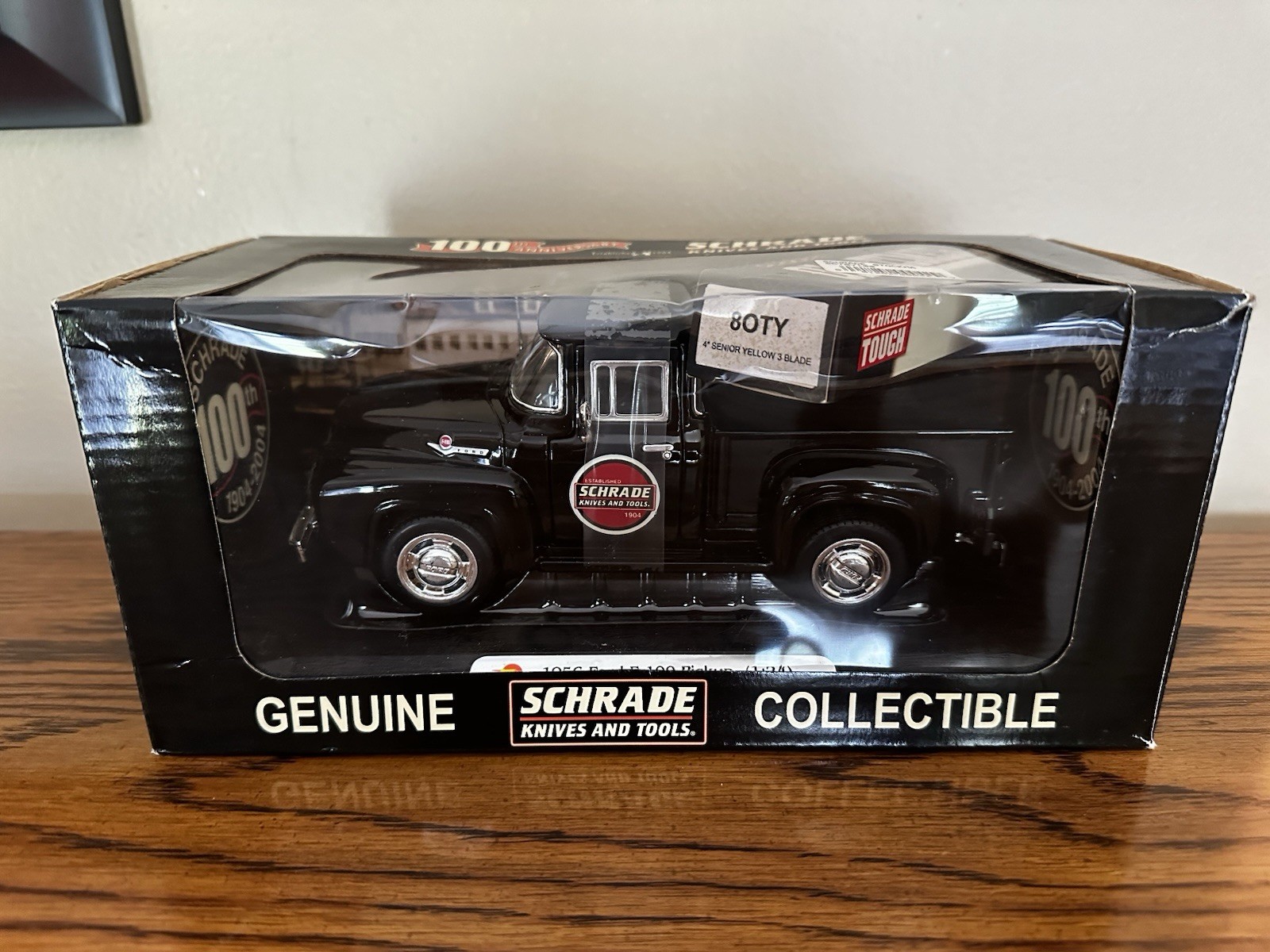 Schrade 100th Anniversary Knife and 1956 Ford Pickup Set 1:24 Old Timer