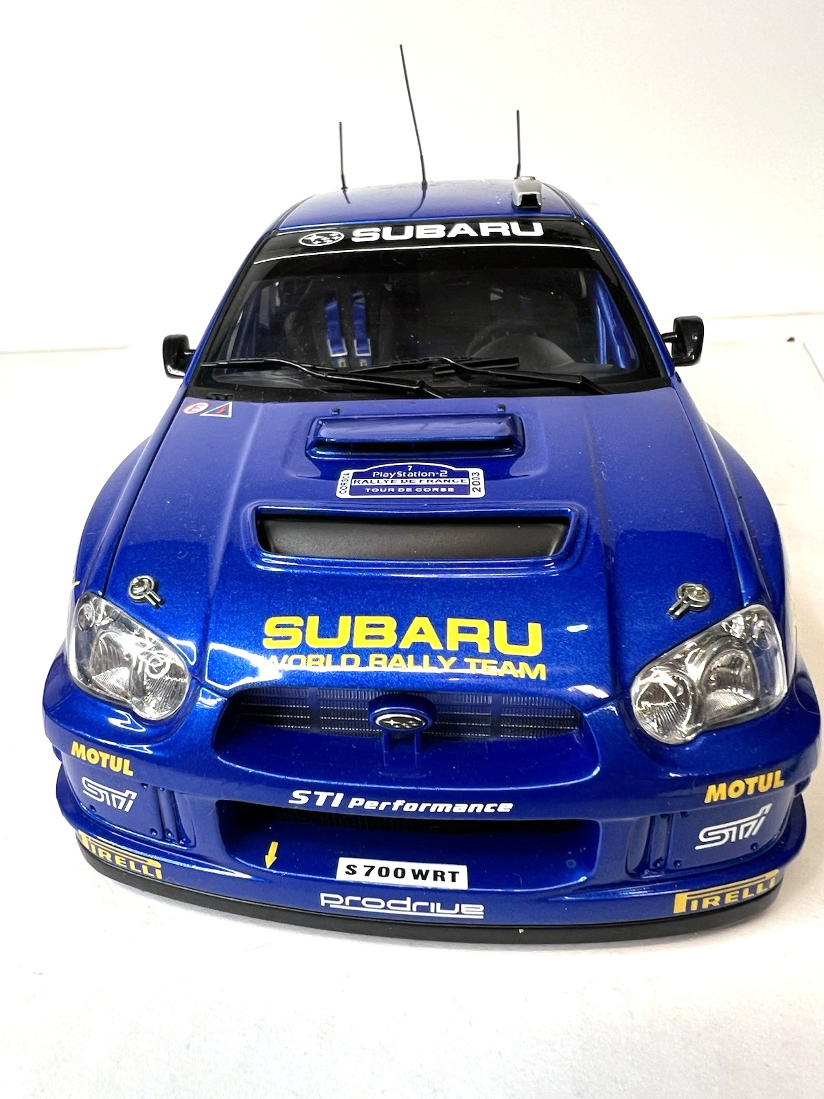 AutoArt Subaru Impreza WRX 1/18 Diecast Rally Car #7 Solberg Mills Case Display