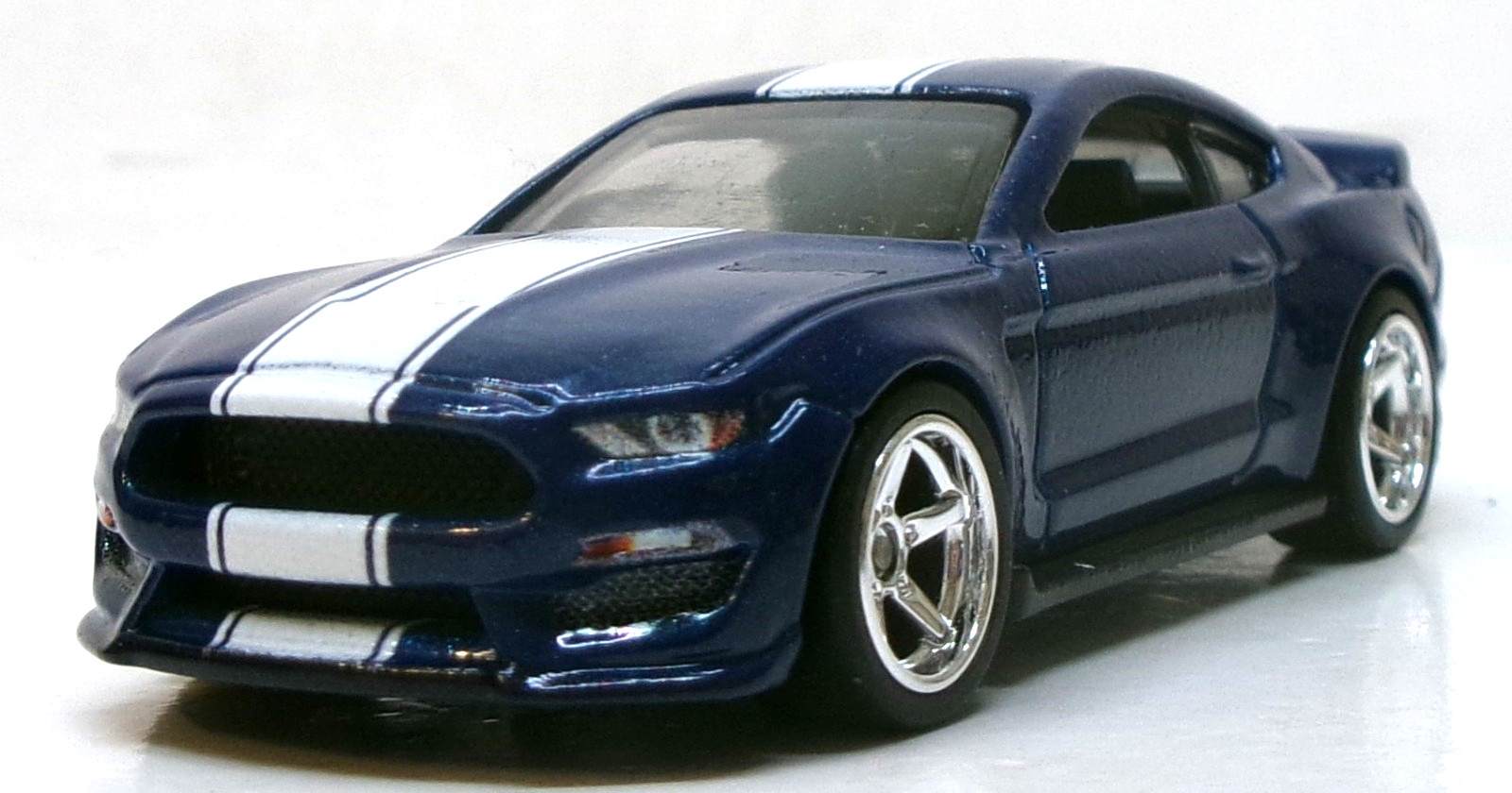 LOOSE 2023 HOT WHEELS PREMIUM DARK BLUE SHELBY GT350R WHEEL SWAP REAL RIDERS