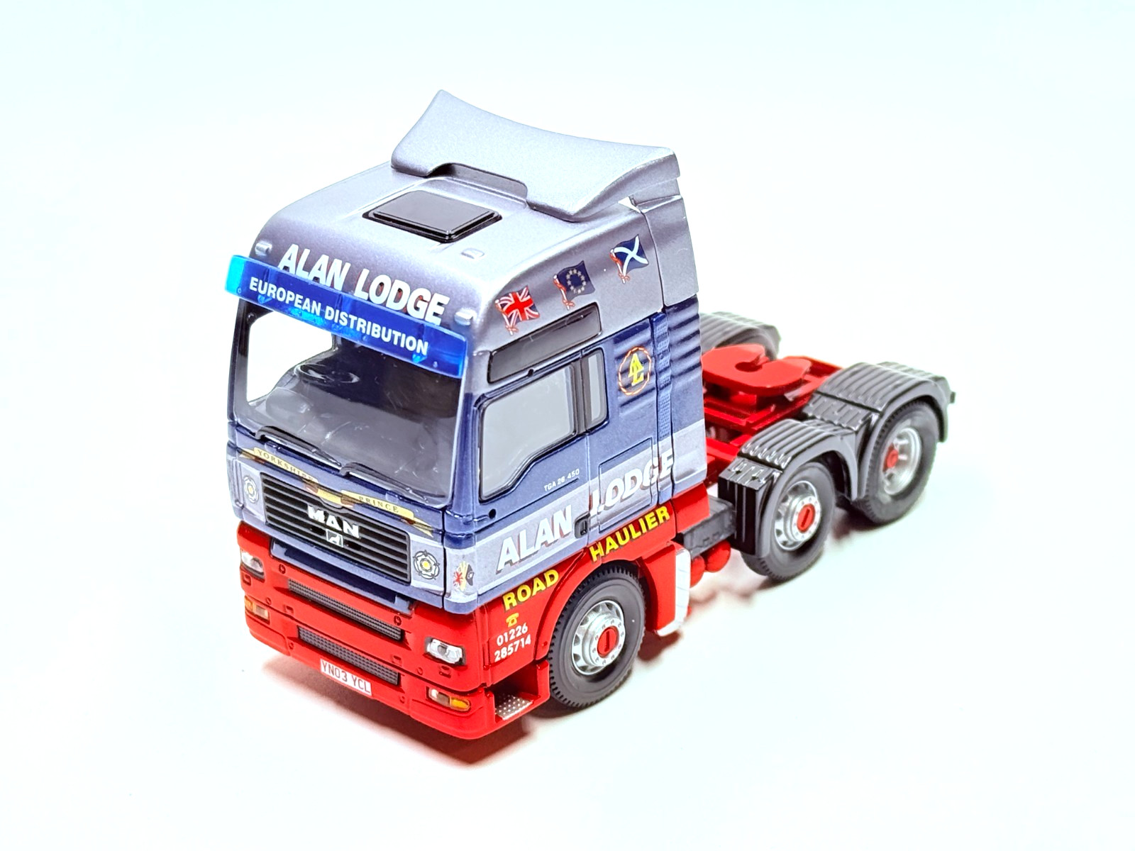 CORGI MAN TGA TRACTOR UNIT MODEL ONLY ALAN LODGE CC99164 1:50