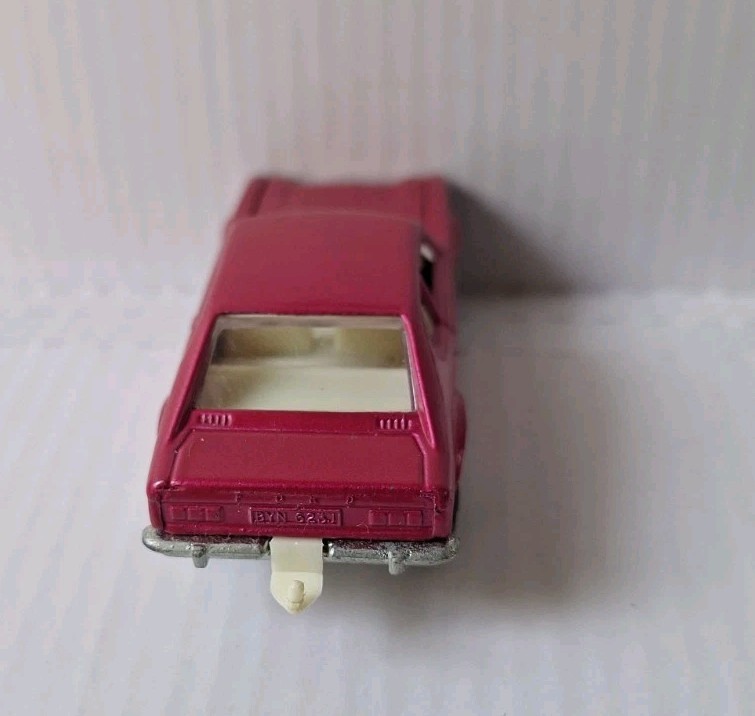 Matchbox Lesney Superfast MB54 Pink Magenta Ford Capri – 1970’s 1/64 Diecast