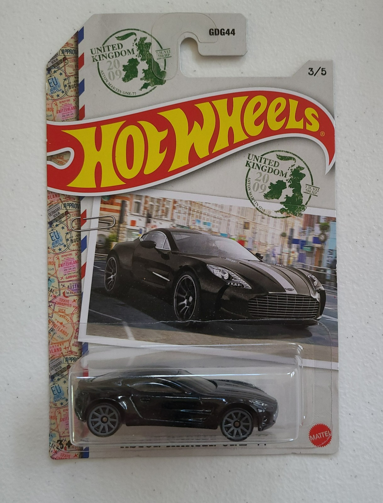 2022 Hot Wheels United Kingdom Aston Martin One-77, Black 3/5