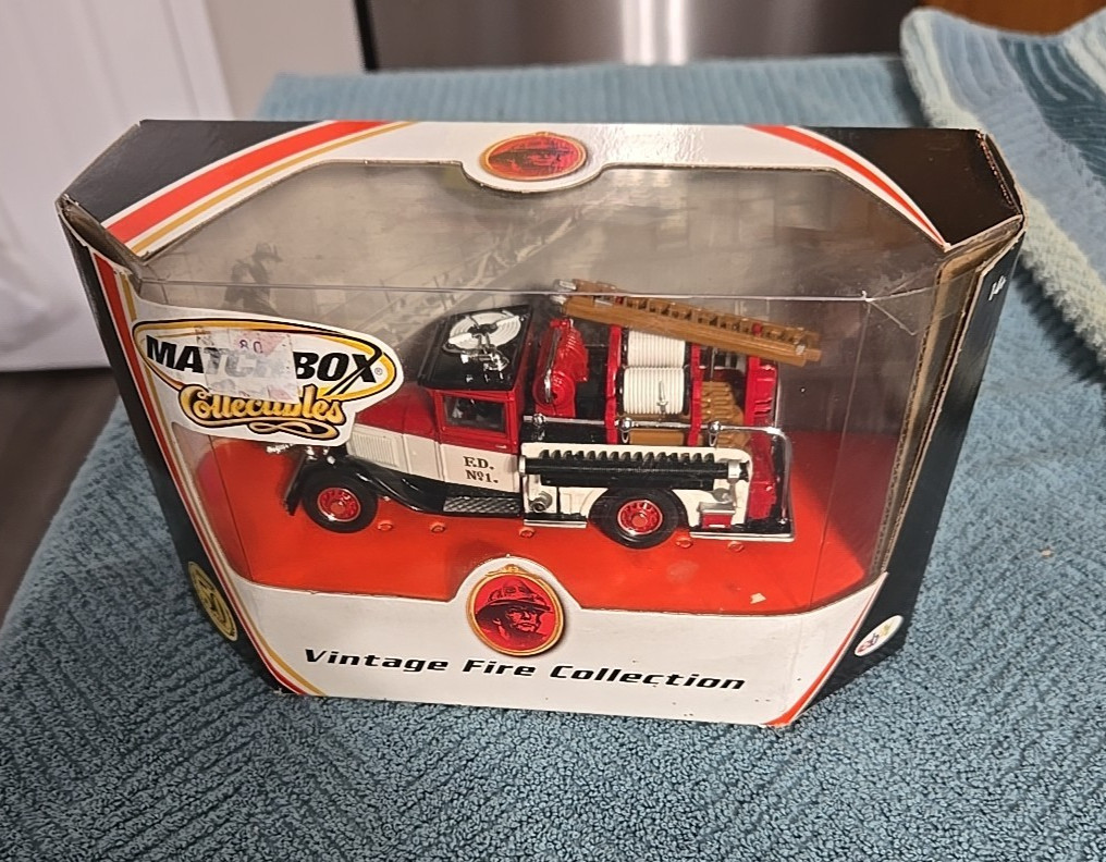 Matchbox 1932 Ford Model AA Fire Engine Rare Limited Ed.