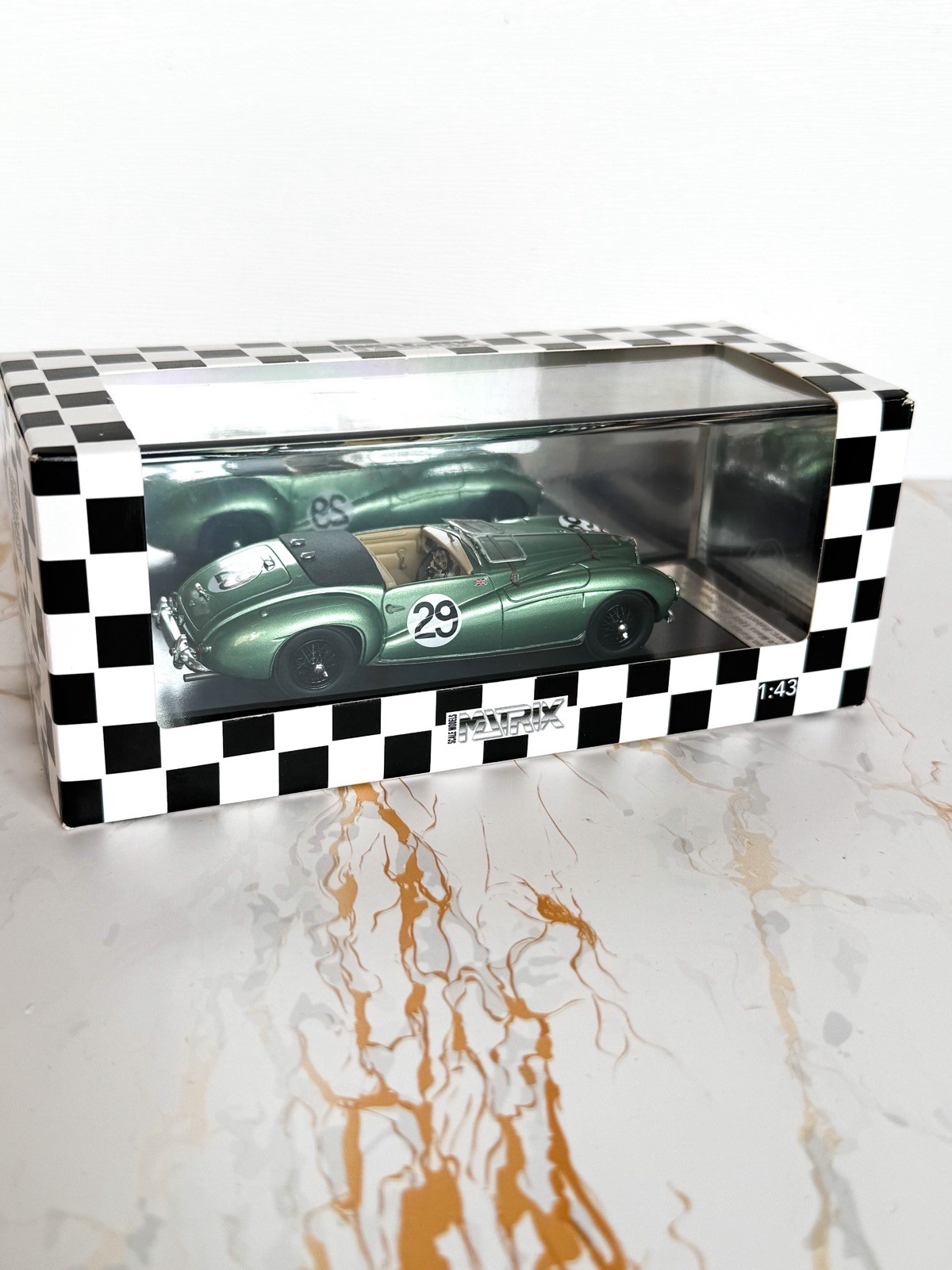 Matrix 1:43 Aston Martin 2-Litre Sports Le Mans 1949 #29 Resin MXR50108-011
