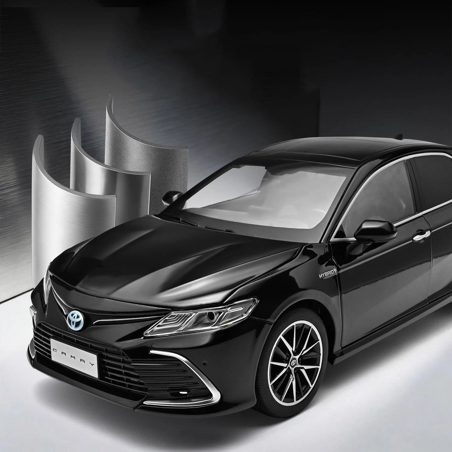 1:18 Toyota Camry 2023 Alloy Diecast Car Model Miniature Scale Model Car Gift