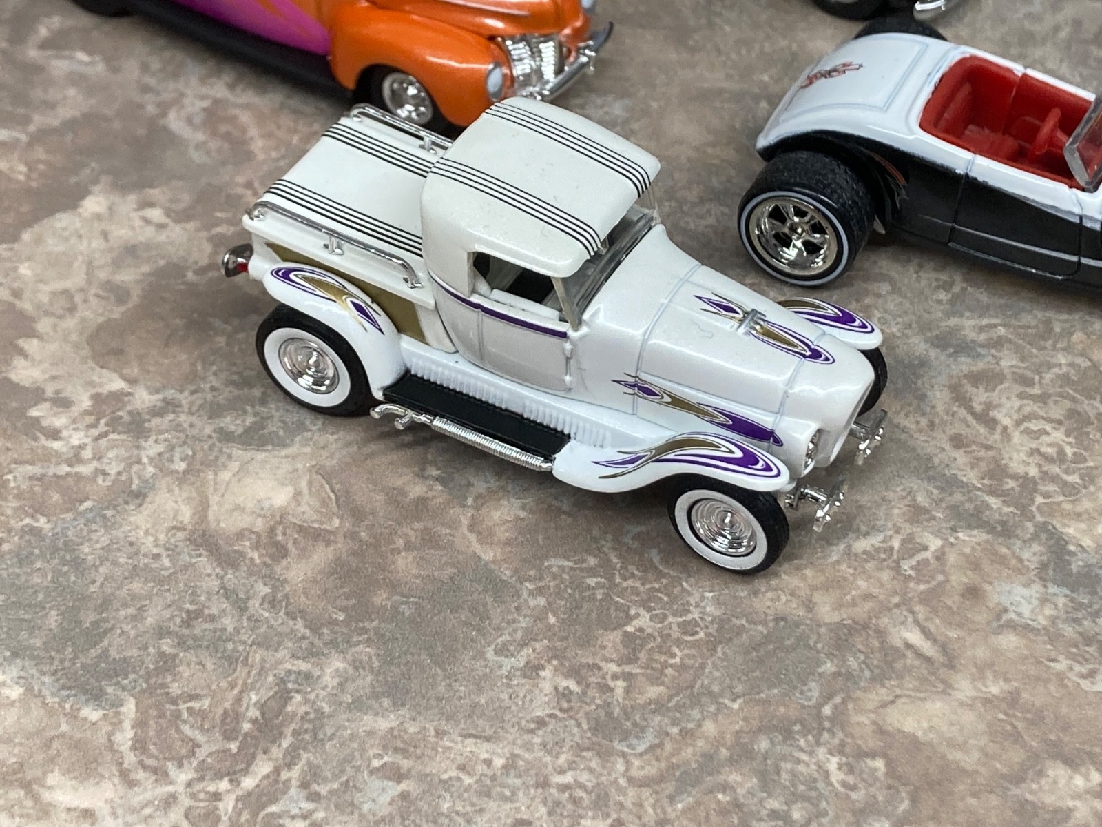 5 Hotwheels Real Riders Ford Street Rods