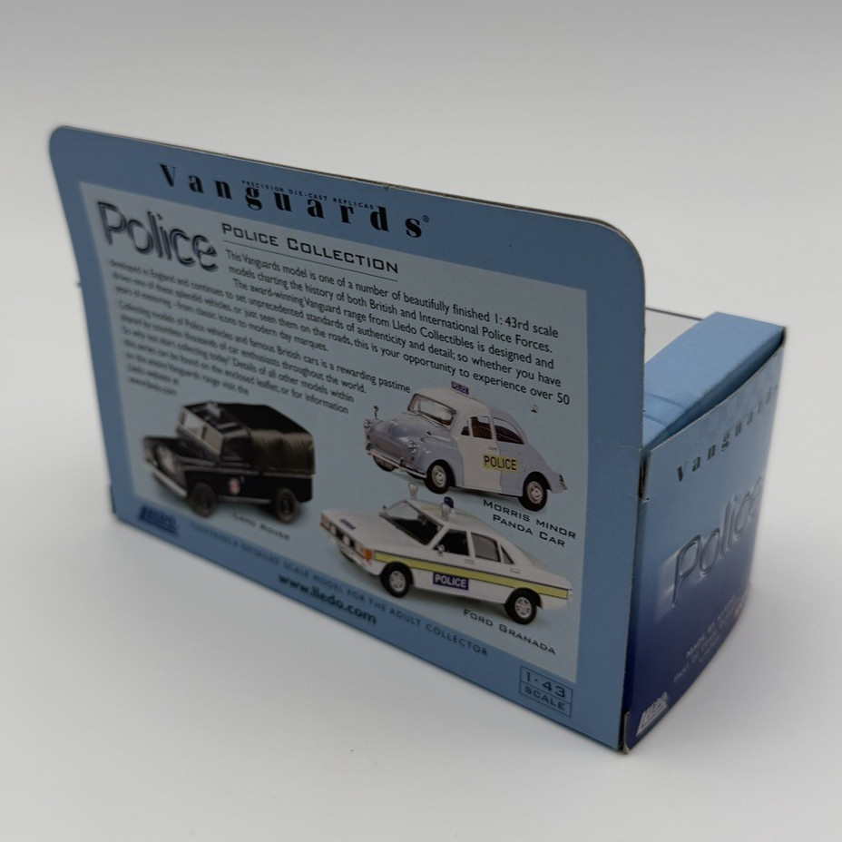 Lledo Vanguards VA08205 Triumph 2500 Met Police Divisional Area Car 1:43 Scale