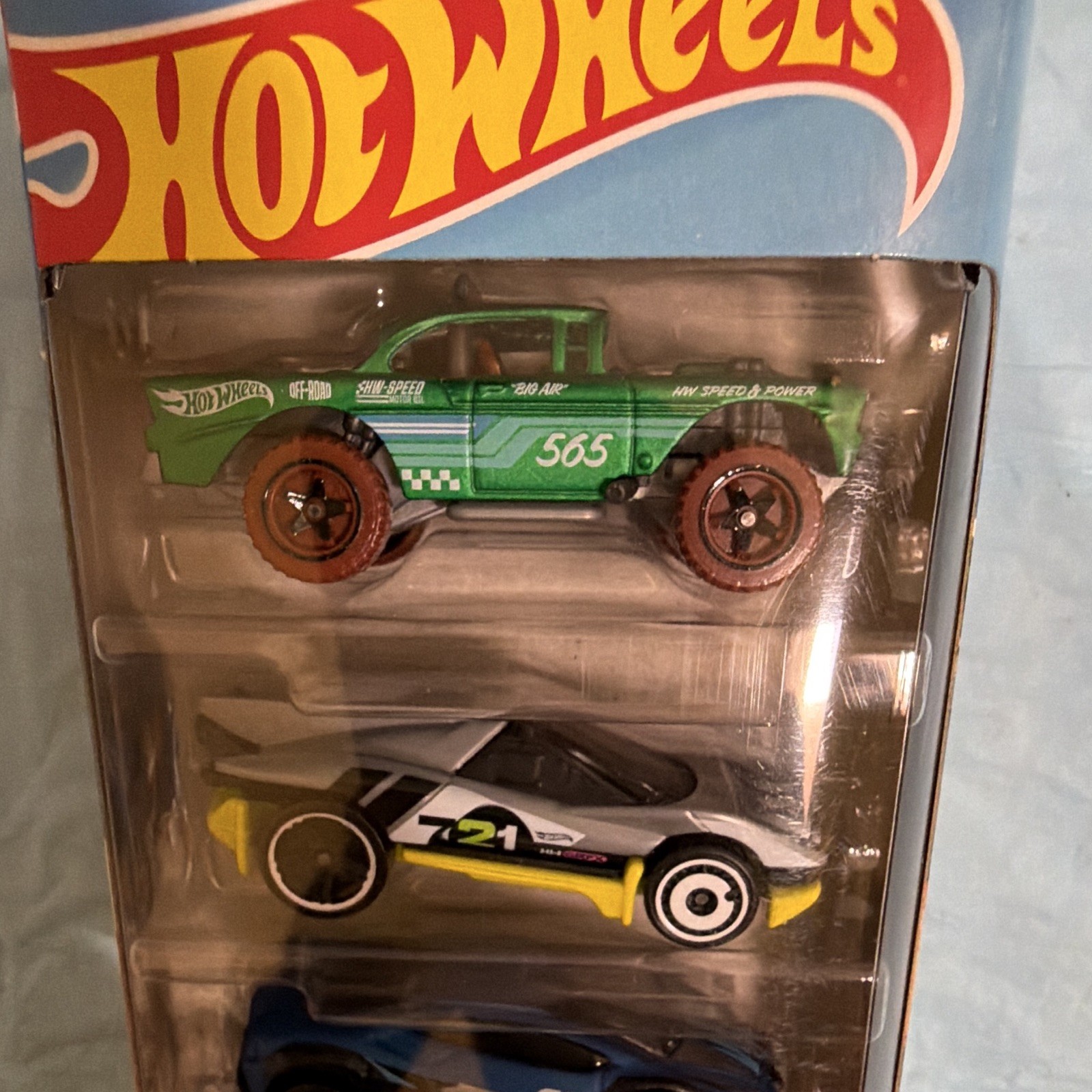 Hot Wheels Safari Mode 5-Pack 1:64 Diecast Cars Set, Unopened Box