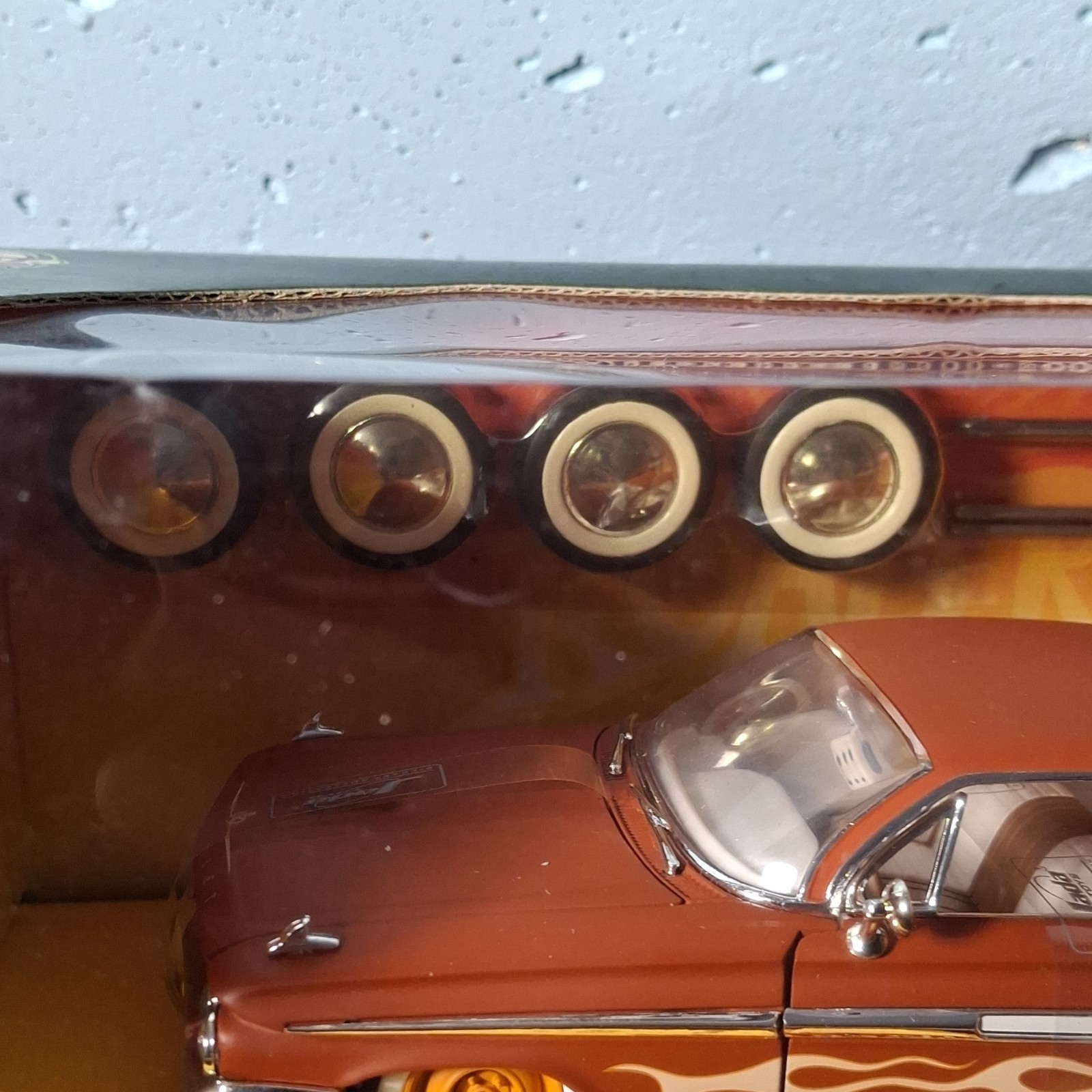 Jada Toys Road Rats ’61 Chevy Impala 1:24 Orange/Flames – NIB (Read Description)