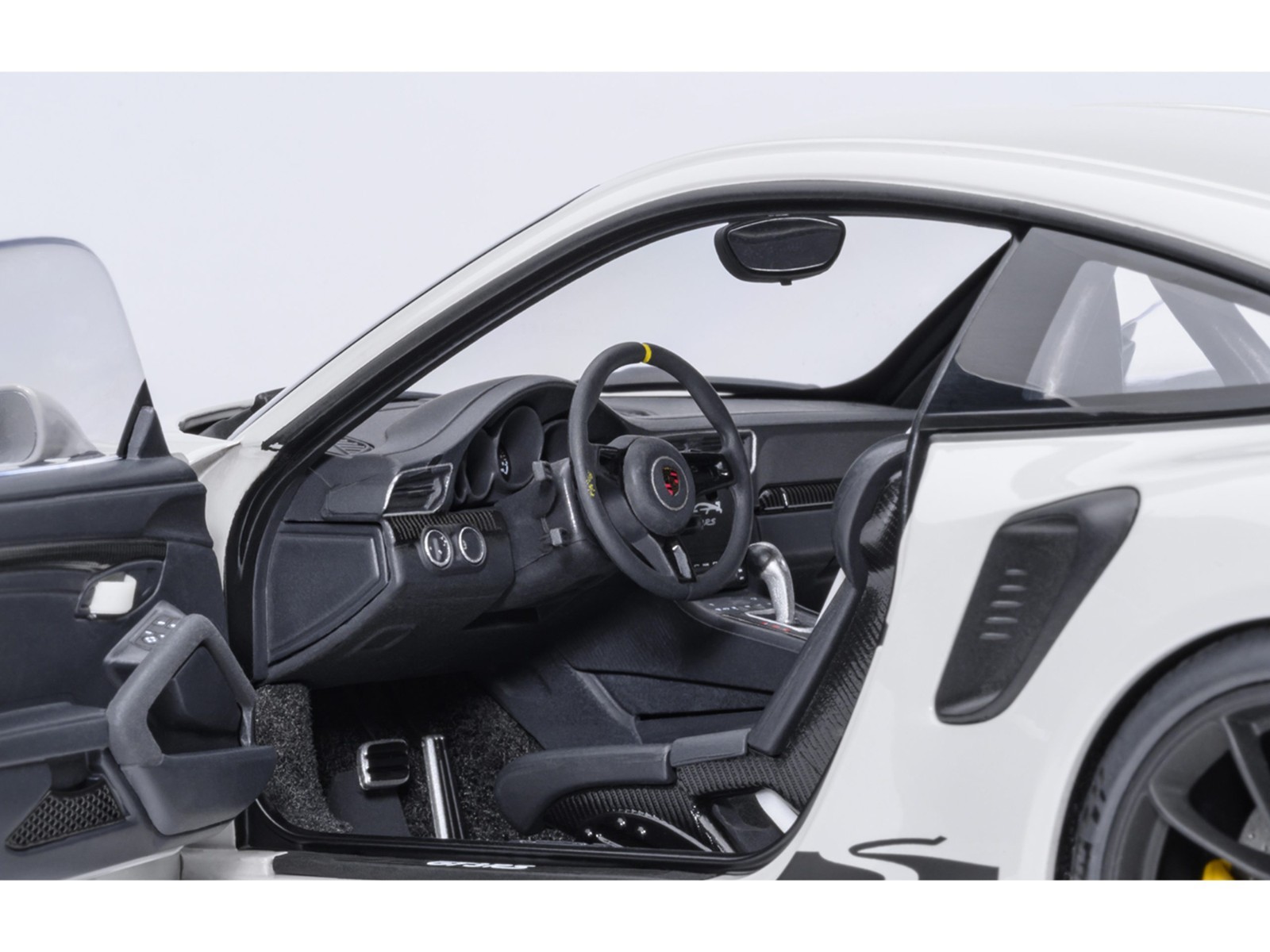 PORSCHE 911 (991.2) GT3 RS CRAYON GRAY 1/18 MODEL CAR BY AUTOART 78180