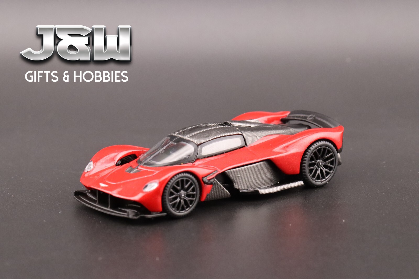 Mini GT Aston Martin Valkyrie Hyper Red #766 1/64