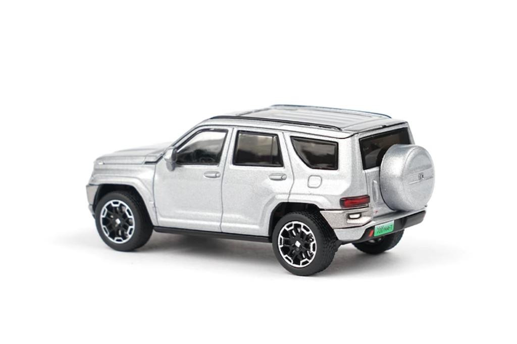 XCARTOYS 1:64 Silver Tank 700 ORV SUV Sports Model Diecast Metal Car
