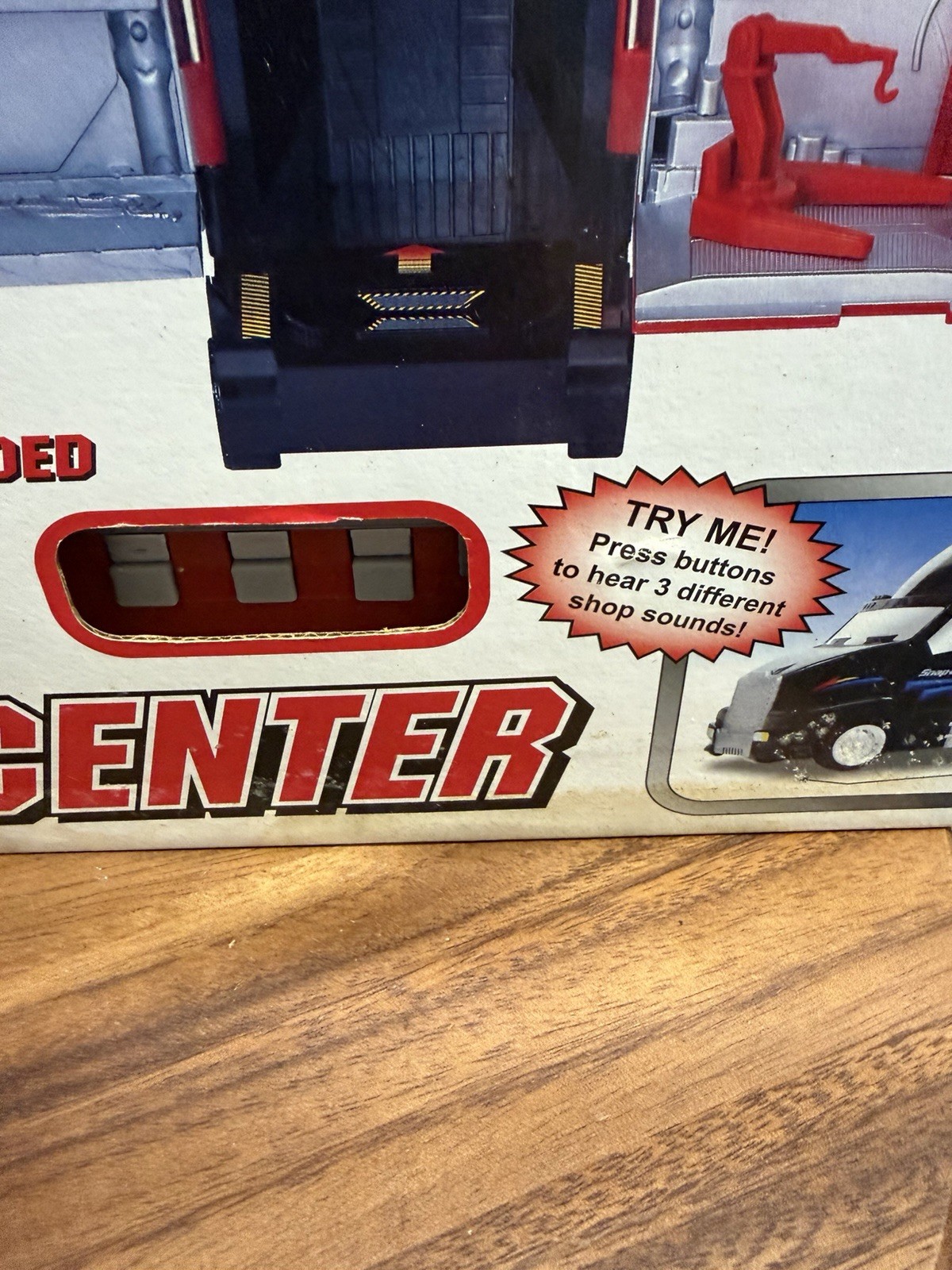 Snap-On Tools Mobile Service Center 23″ Truck Playset Motor Max SSX06S131Q4 1:43