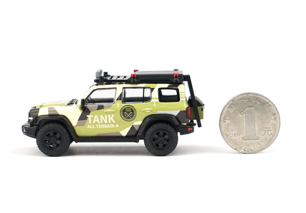 XCARTOYS 1:64 Tank 300 Forest Camp Sports ORV SUV Model Diecast Metal Car
