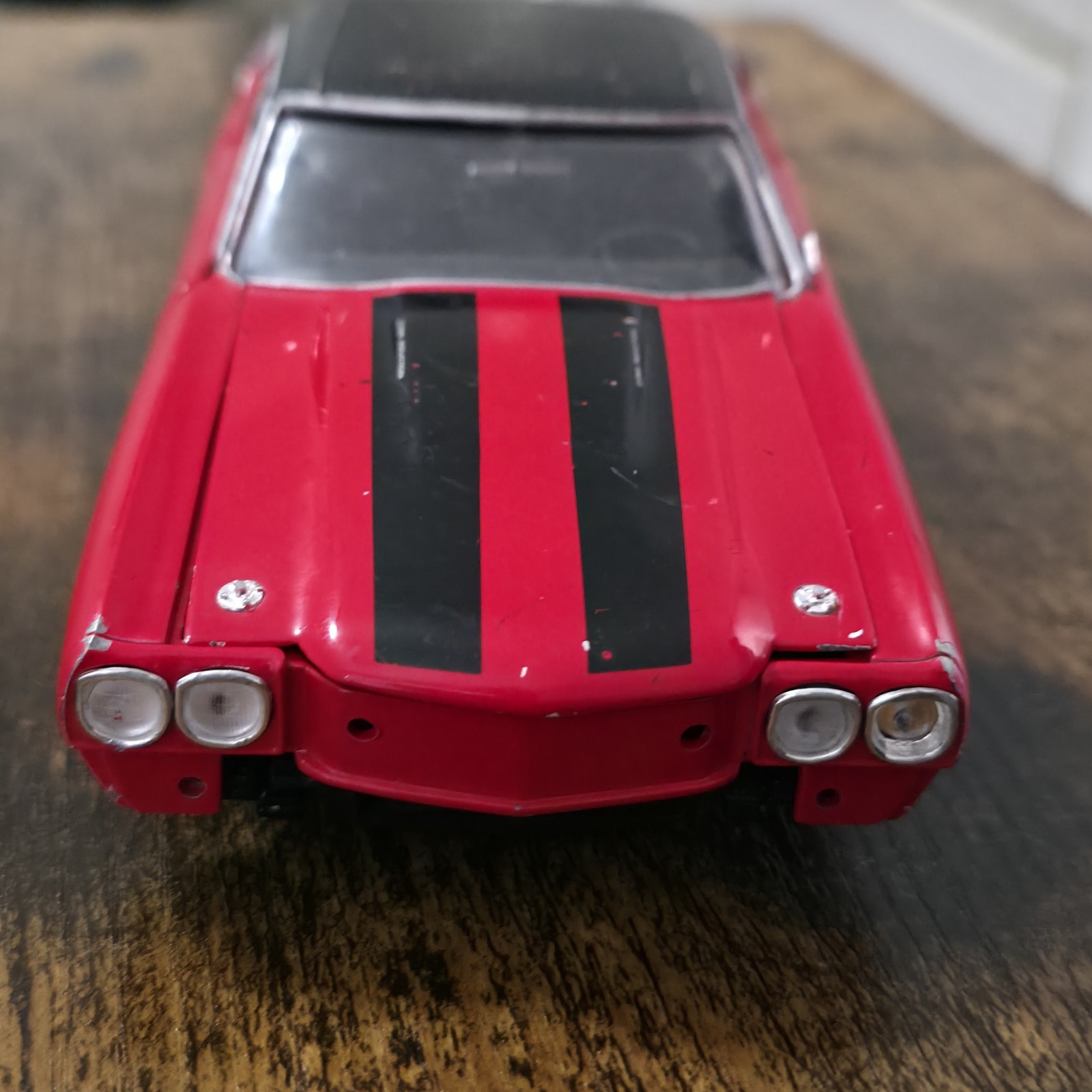 Crown Premiums 1970 Chevelle SS 454 Red/Black 1:24 Diecast Bank GM – Read Descri