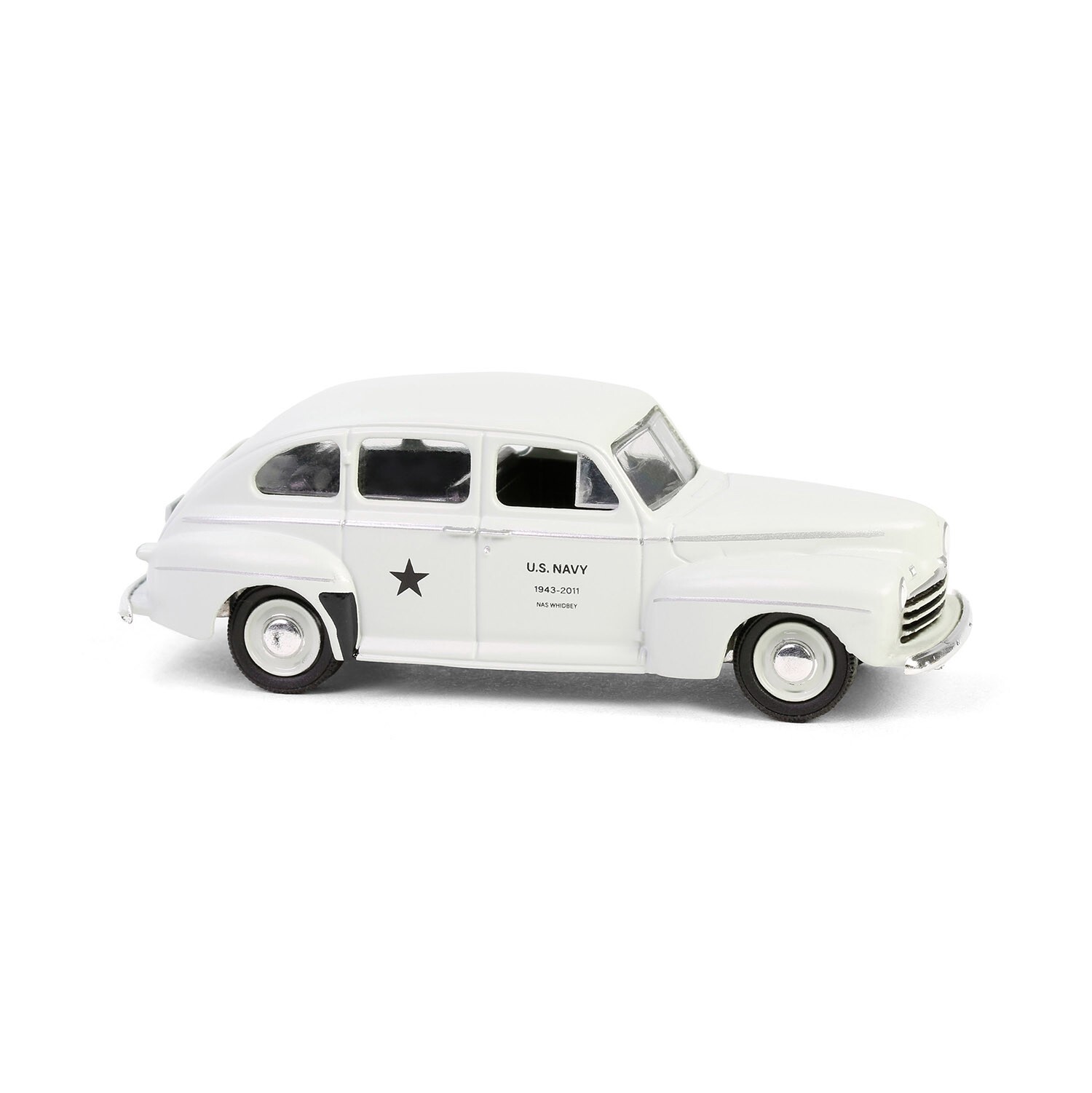 1946 Ford Fordor Super Deluxe Diecast 1:64 Scale Model – Greenlight 61050C