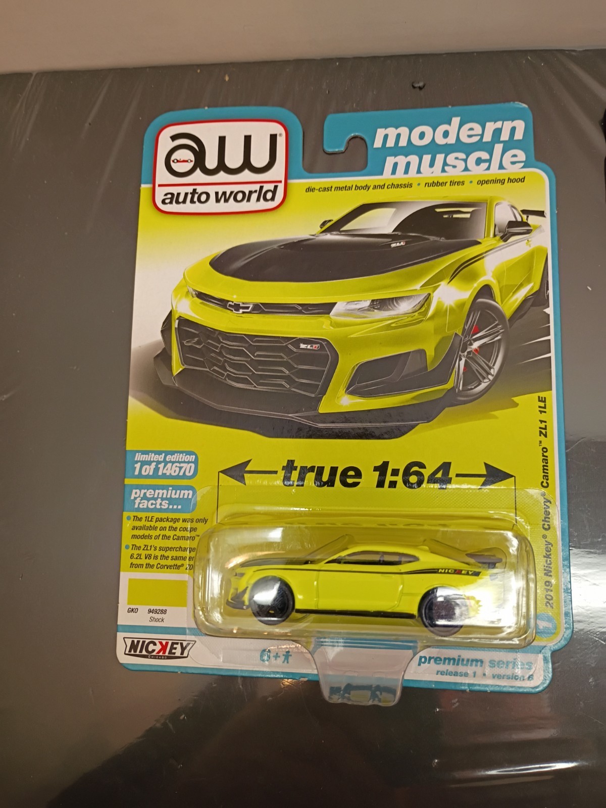 Auto World Premium 2022 Release 1 Set B Complete 6 Set Car Collection 1:64 NEW
