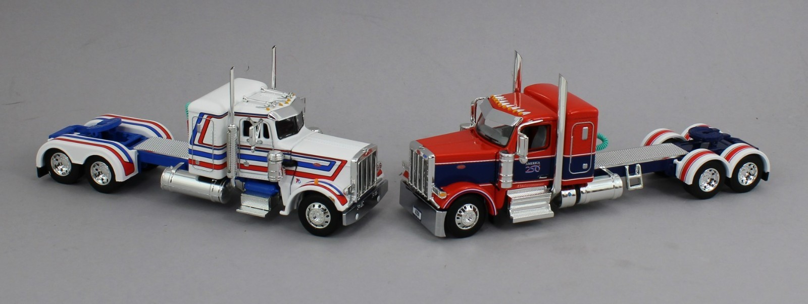 DCP 1:64 *AMERICA 250* Peterbilt 589 w/Lowboy & 359 Bicentennial LOAD *NIB*