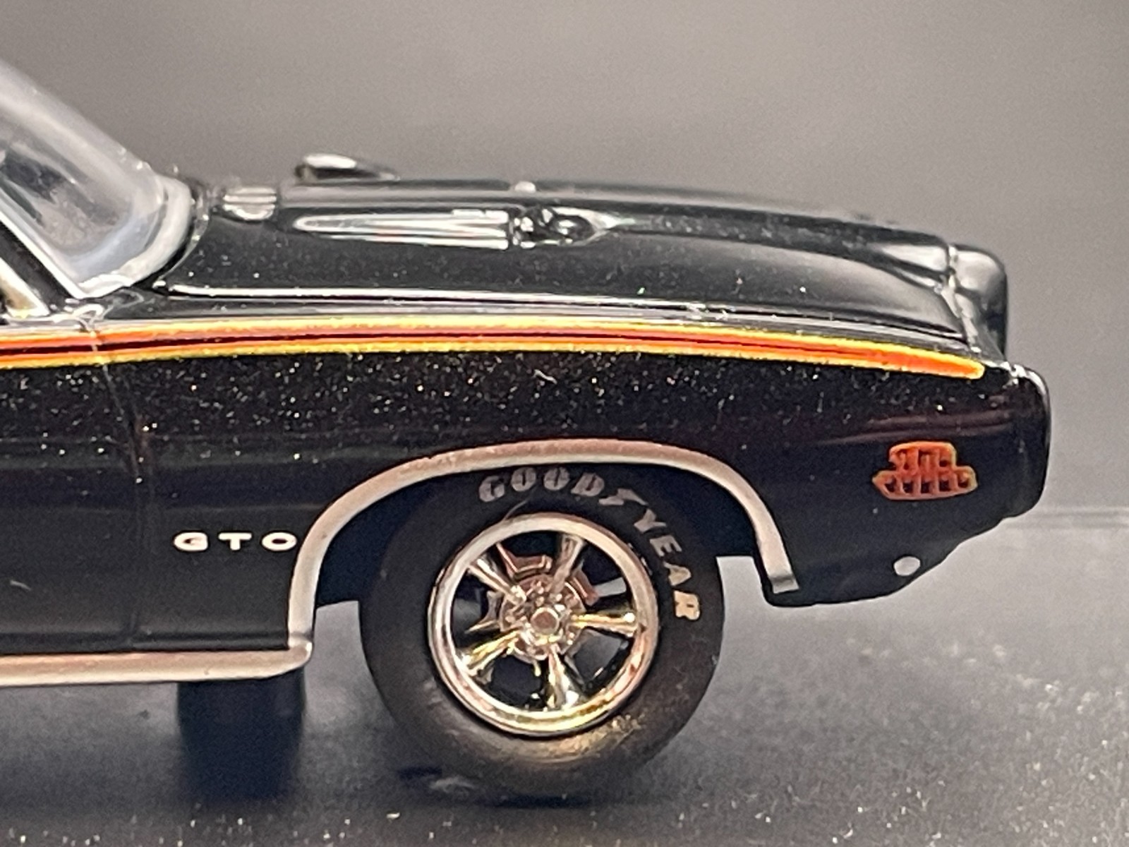 M2 MACHINES 1969 PONTIAC GTO JUDGE HURST- M2 MACHINES AUTO DRIVERS 69 HURST GTO